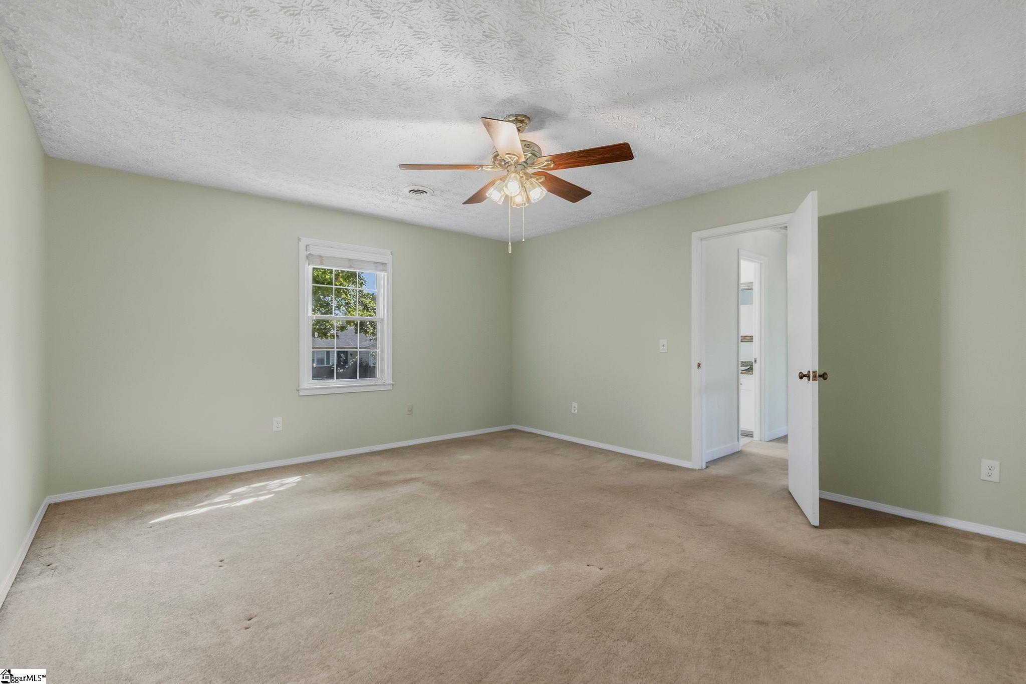 106 Leeward Terrace Property Photo 41
