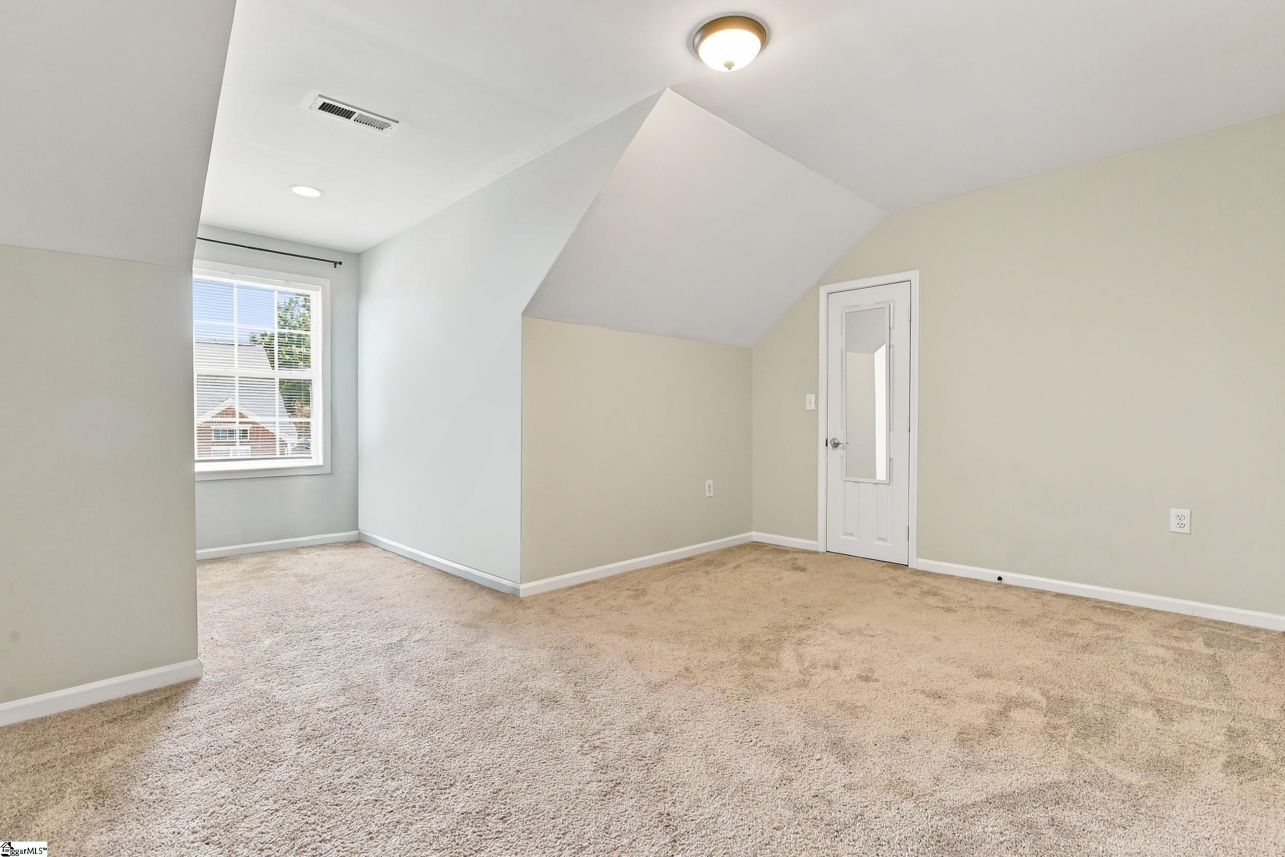 382 Still Water Circle Property Photo 8