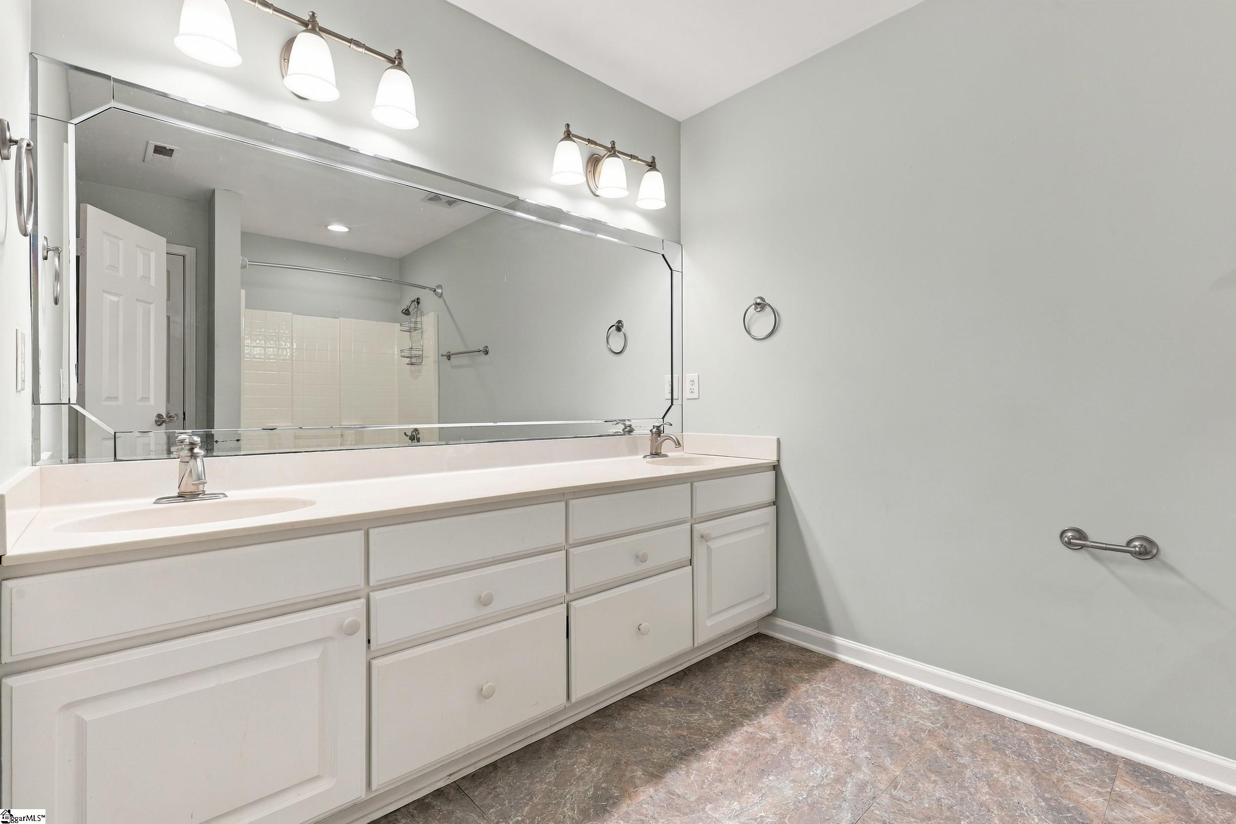 382 Still Water Circle Property Photo 15