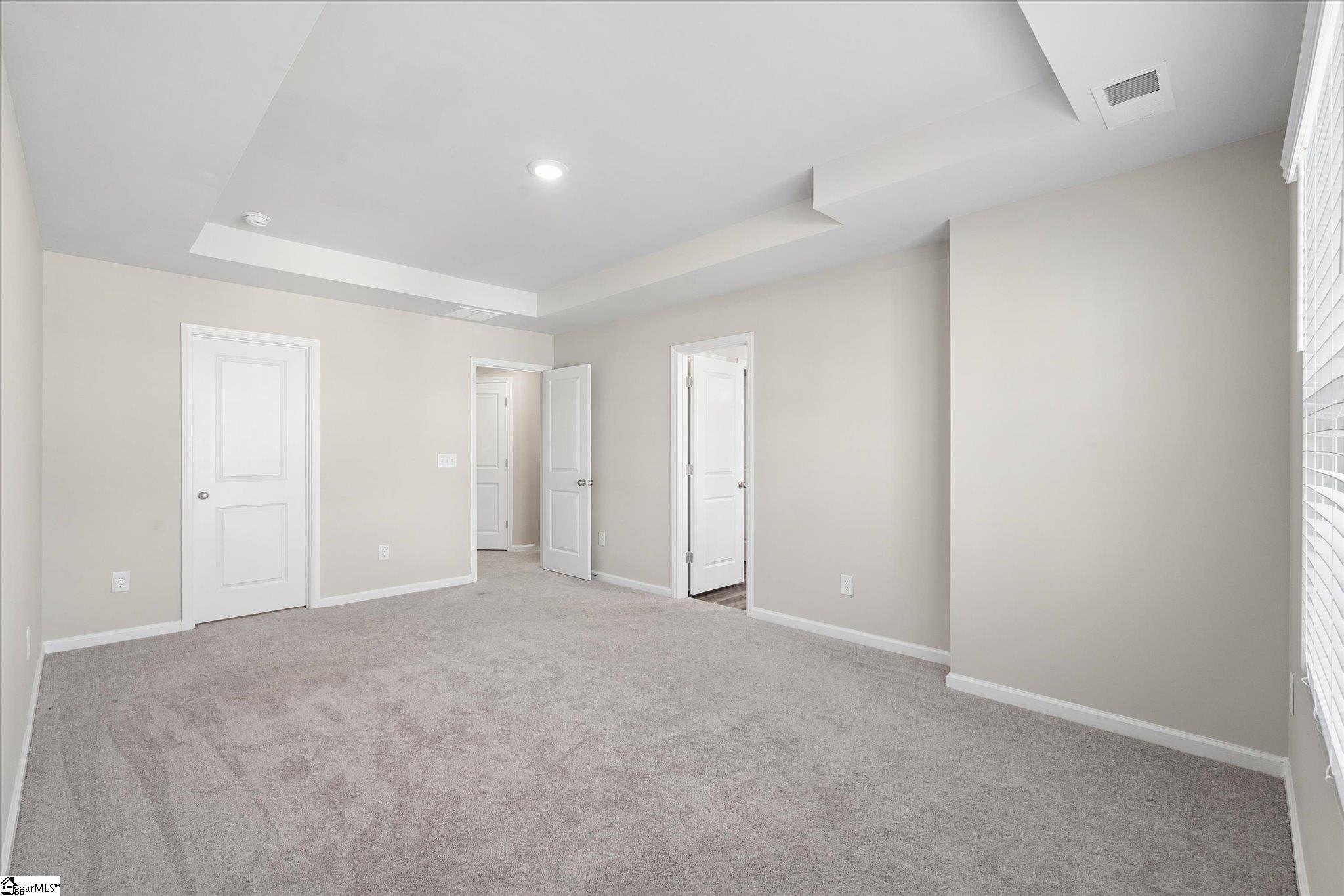 319 E Compass Way Property Photo 17