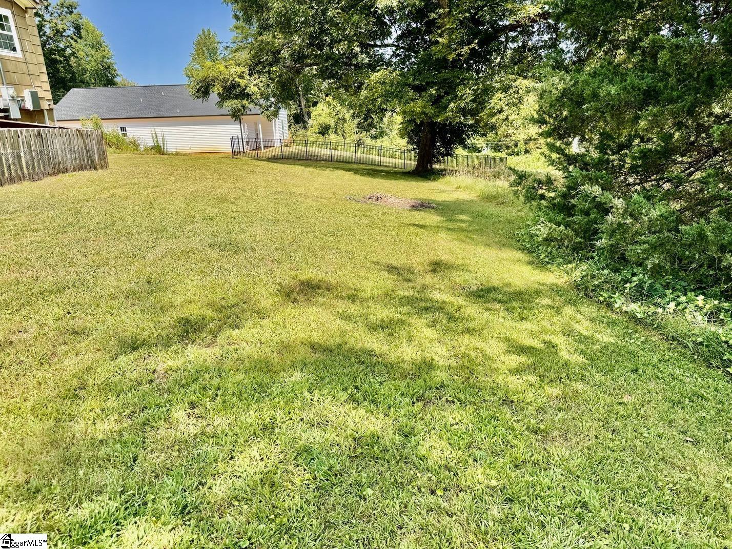 206 E Greenwood Street Property Photo 27