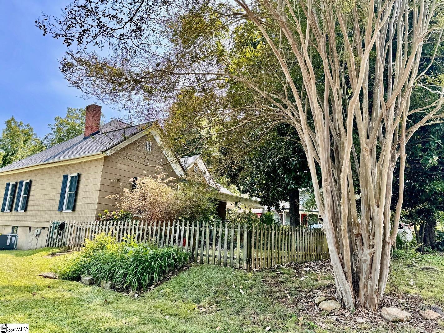206 E Greenwood Street Property Photo 29