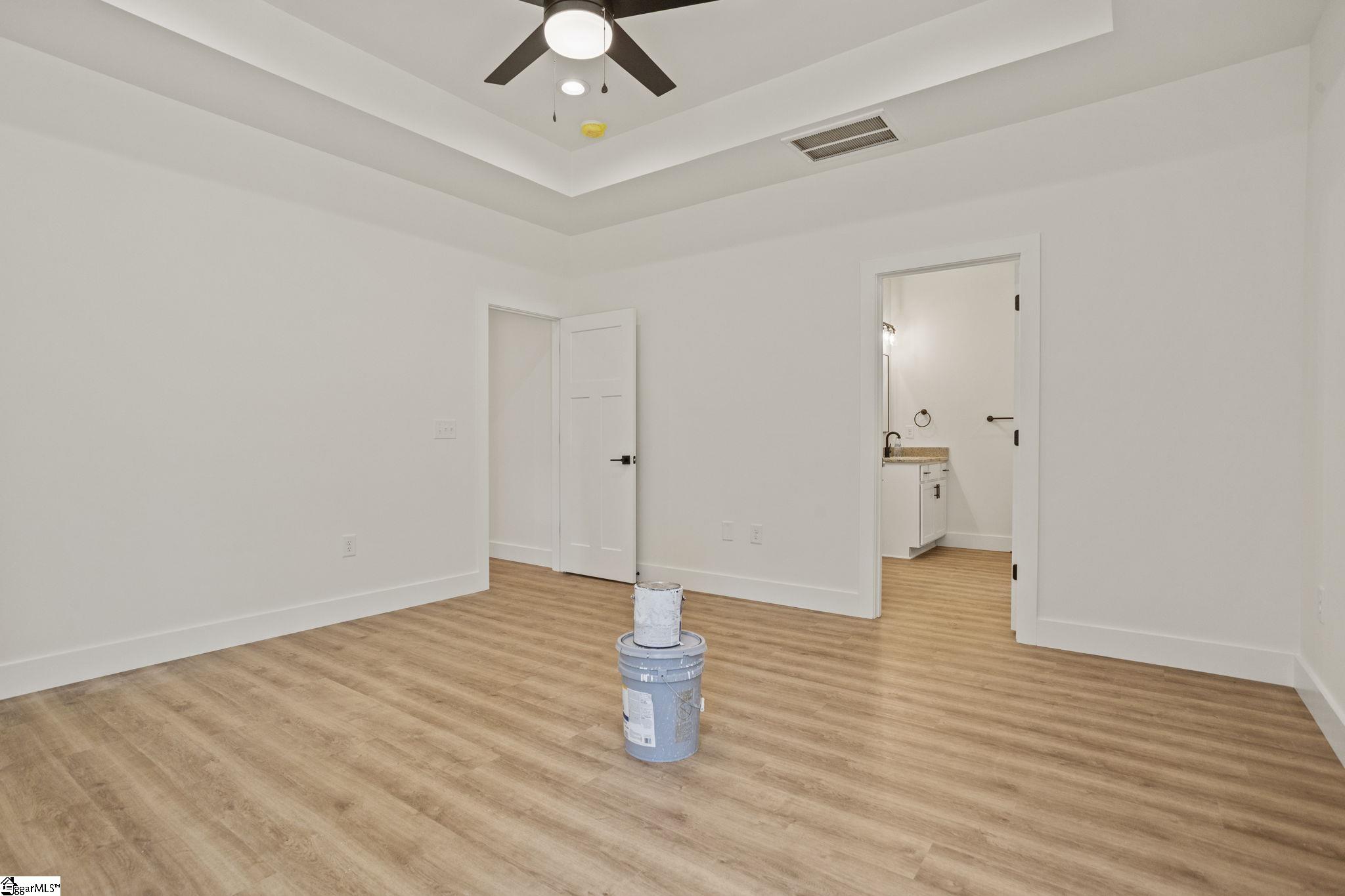 171 Easy Street Property Photo 21