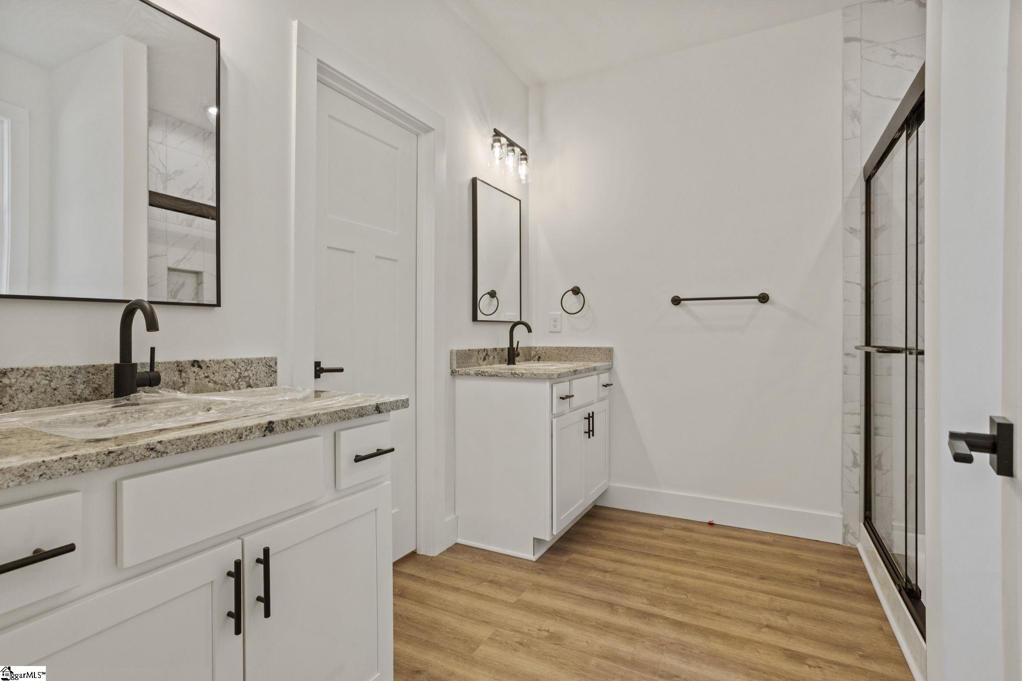 171 Easy Street Property Photo 22