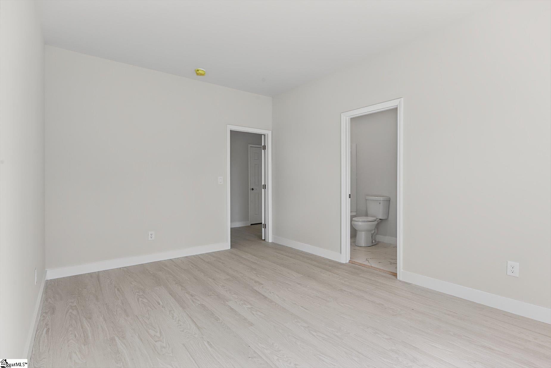110 Lowe Street Property Photo 23