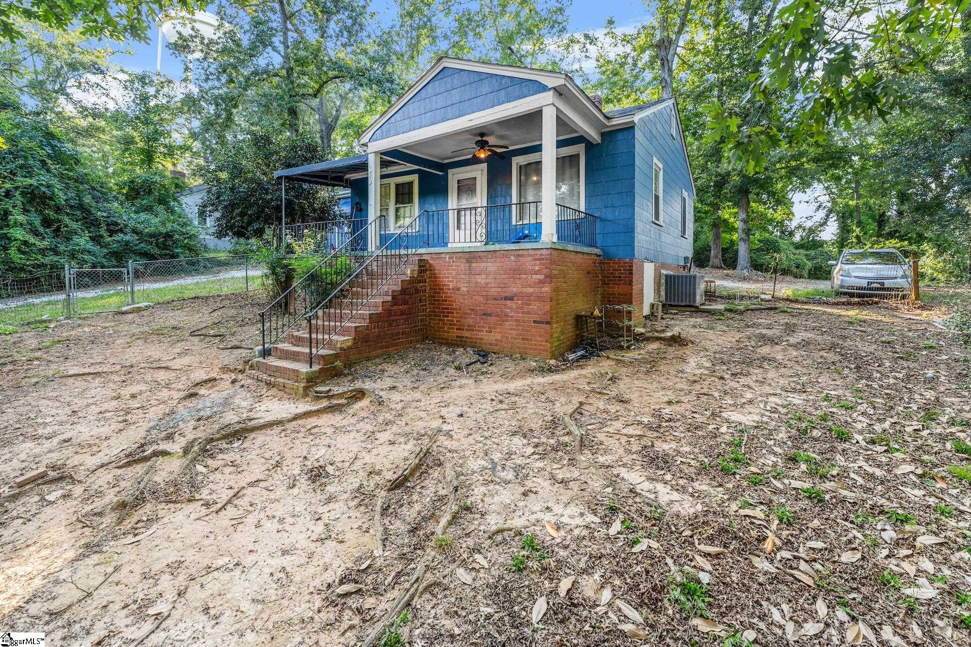 109 Brookside Circle Property Photo 3