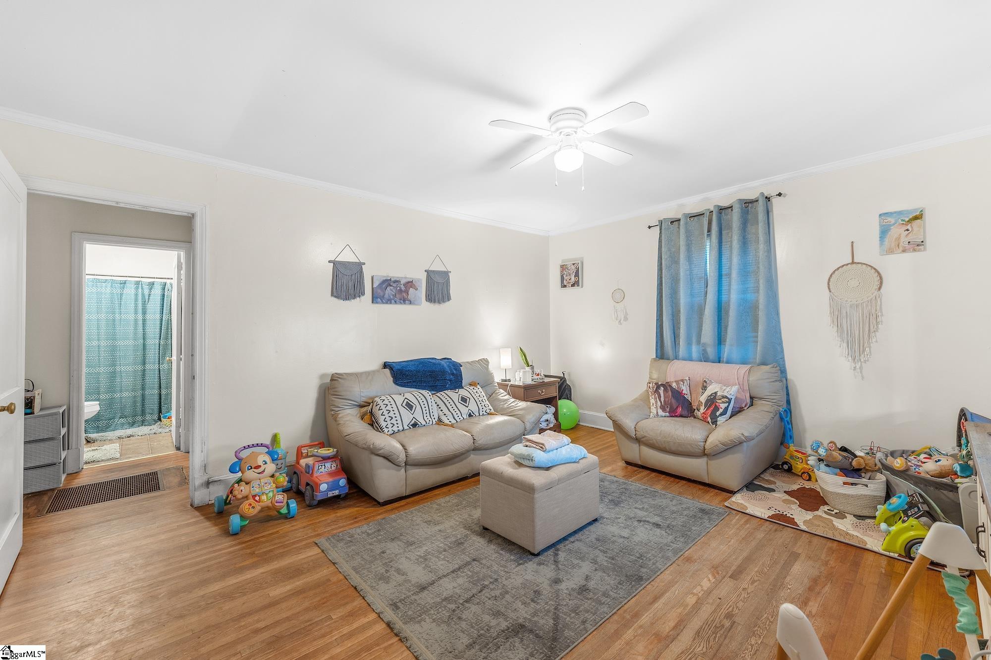 109 Brookside Circle Property Photo 4