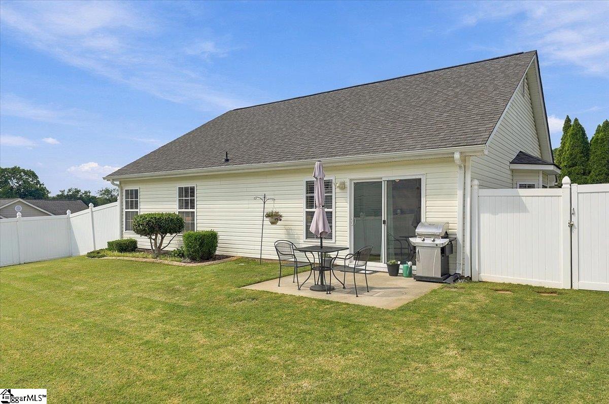2 Jessica Way Property Photo 25