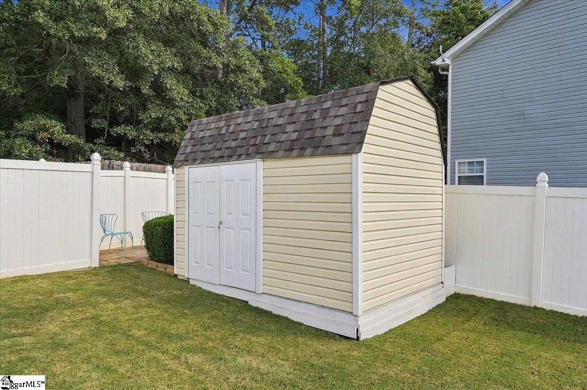 2 Jessica Way Property Photo 27