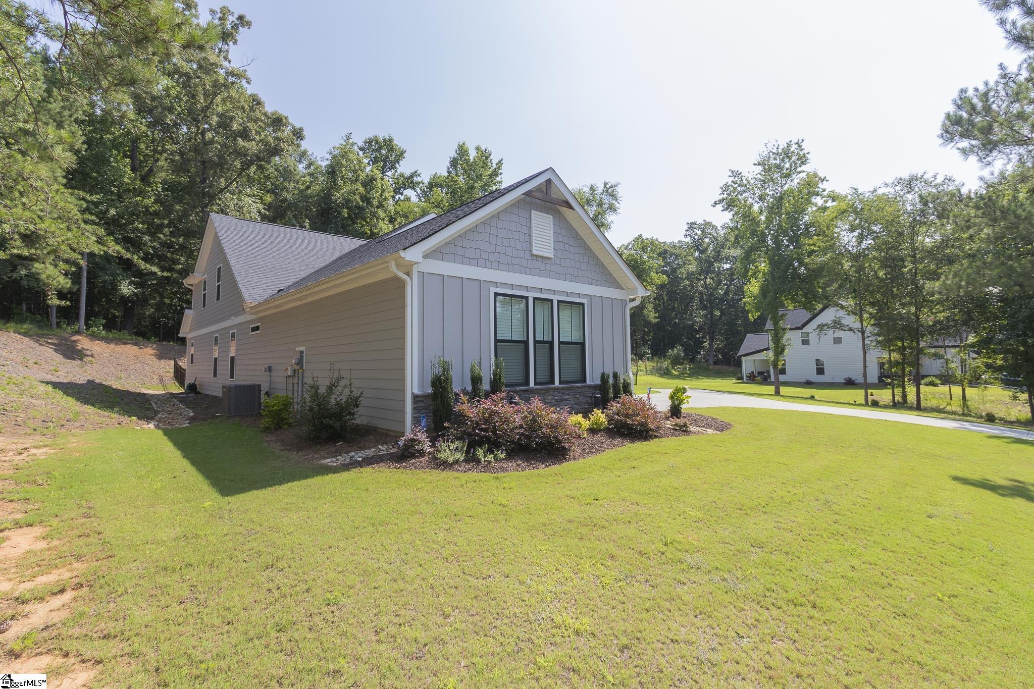 1111 Bay Drive Property Photo 5