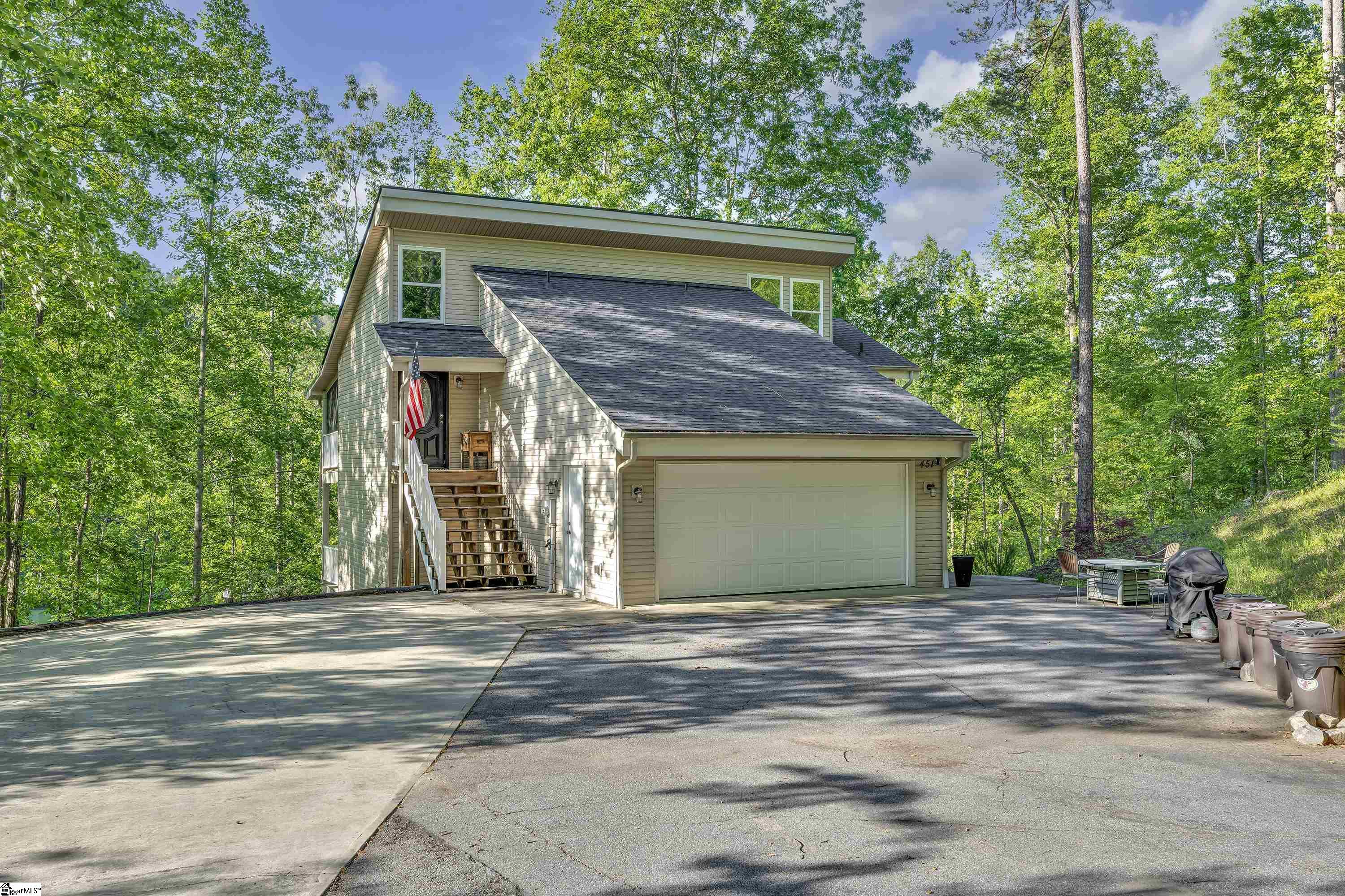 451 Cedar Creek Road Property Photo 1