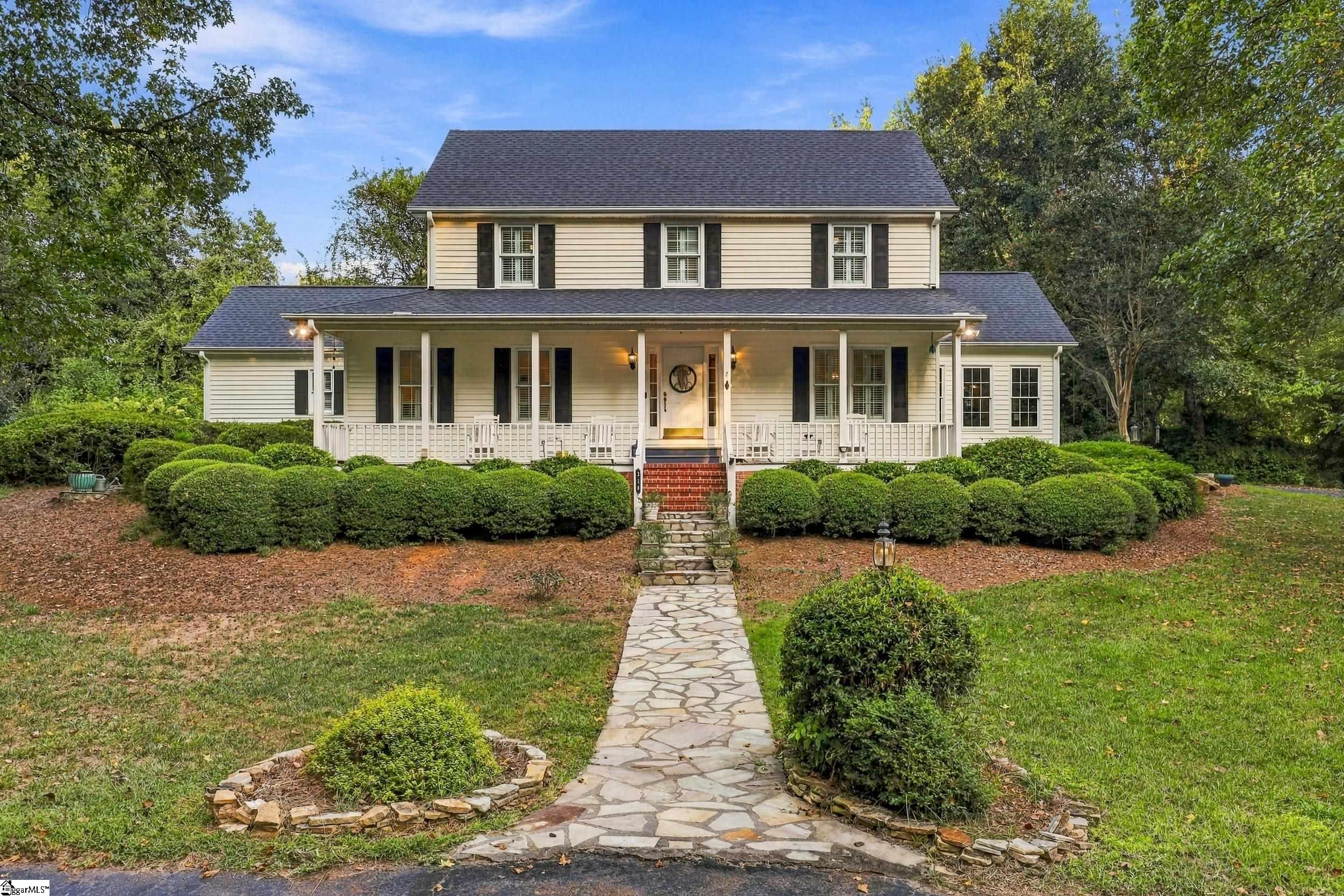1604390 Property Photo 1