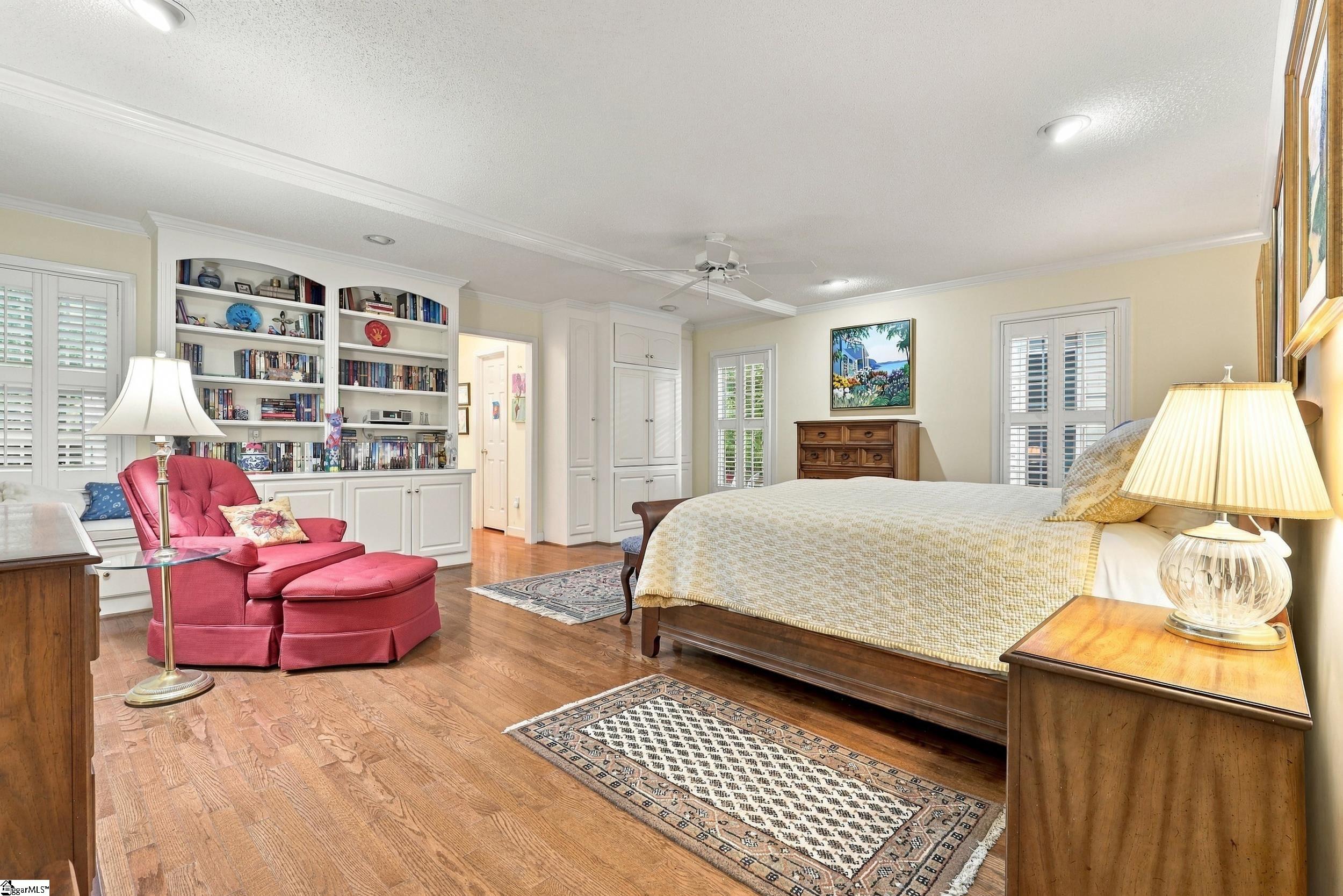 1604390 Property Photo 24