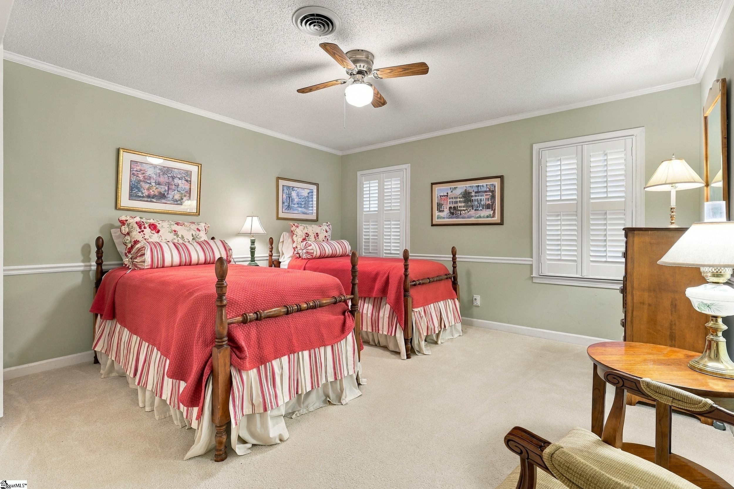 1604390 Property Photo 32