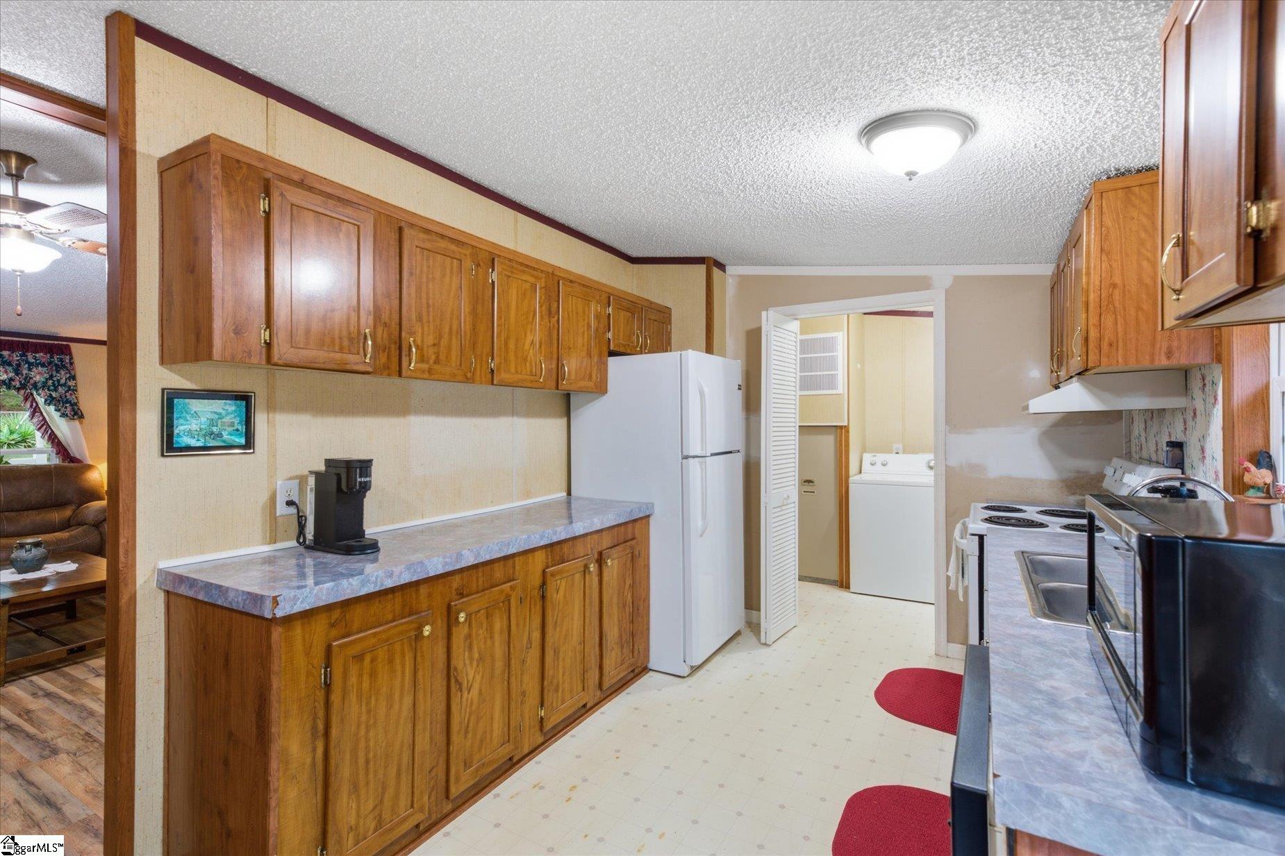 208 Brentwood Circle Property Photo 10