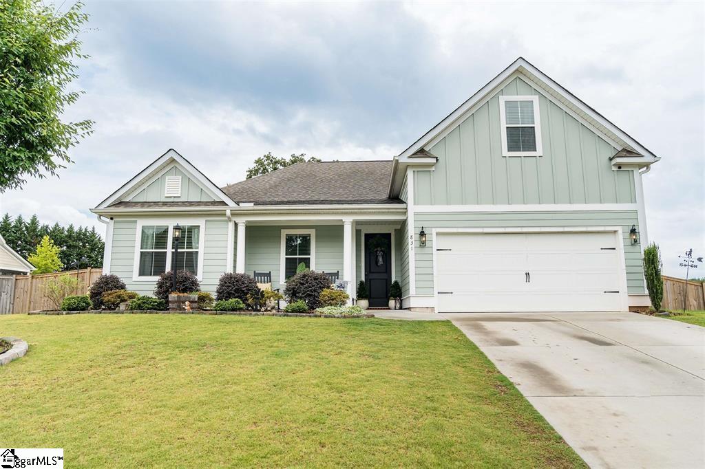 1604399 Property Photo 1