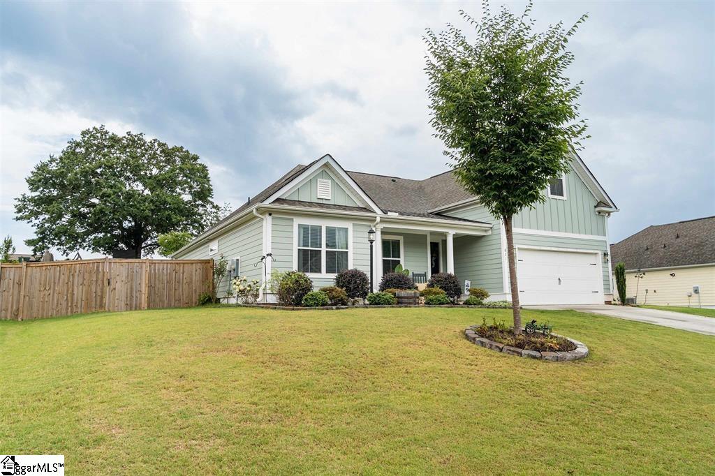 1604399 Property Photo 3