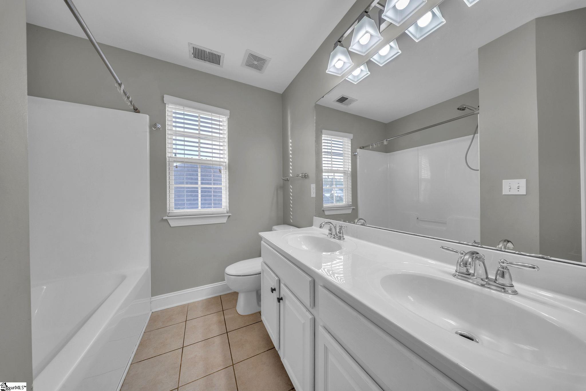 102 Wynterhall Way Property Photo 30