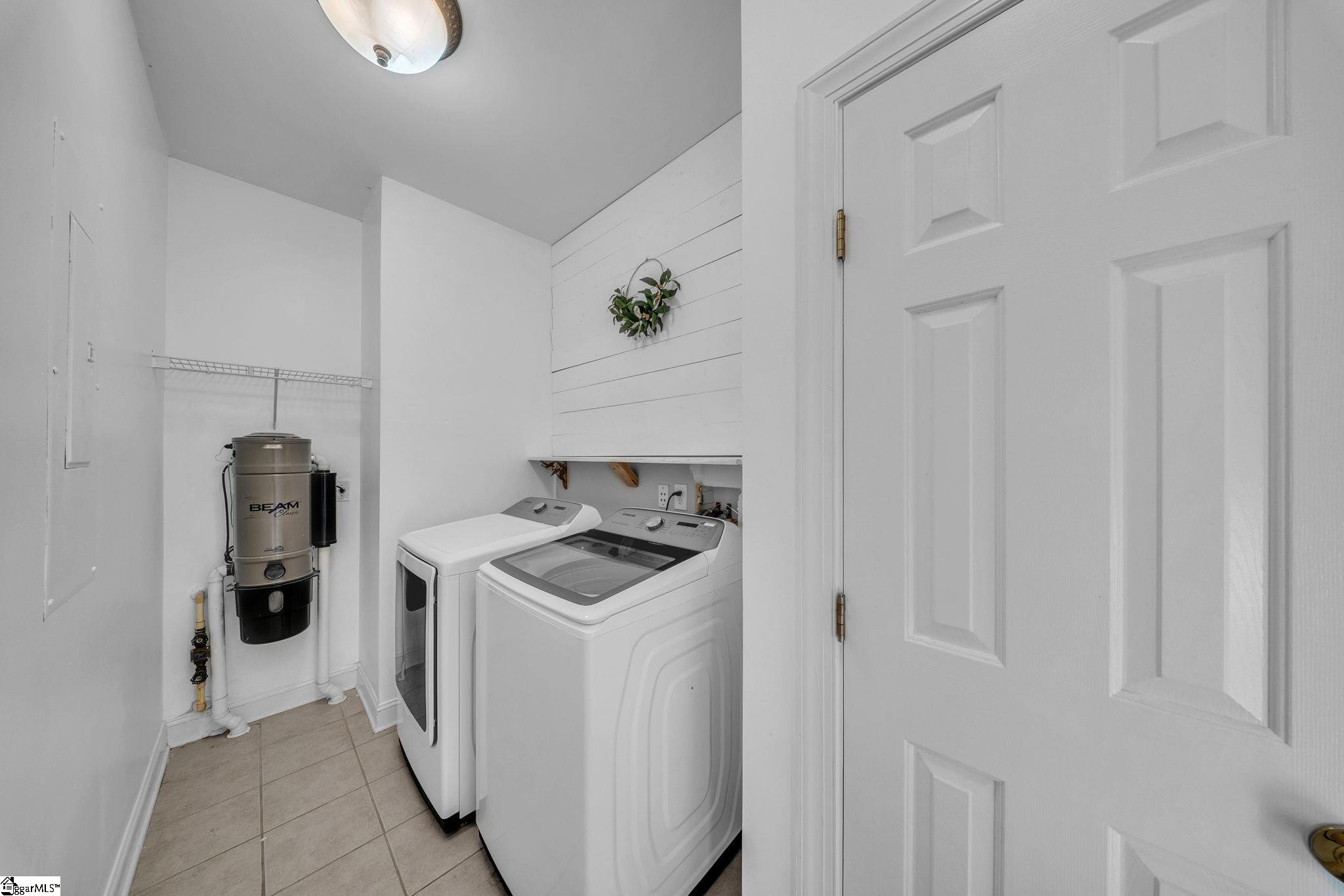 102 Wynterhall Way Property Photo 32