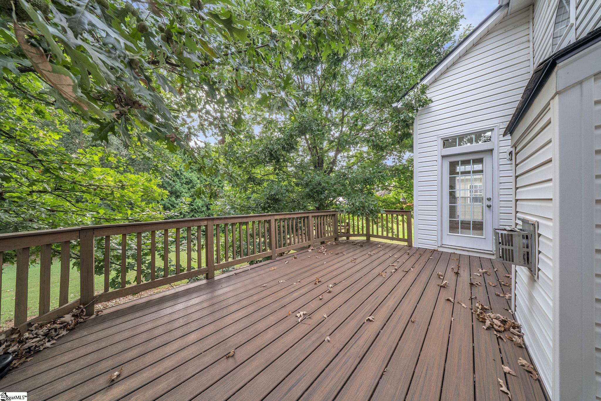 102 Wynterhall Way Property Photo 35