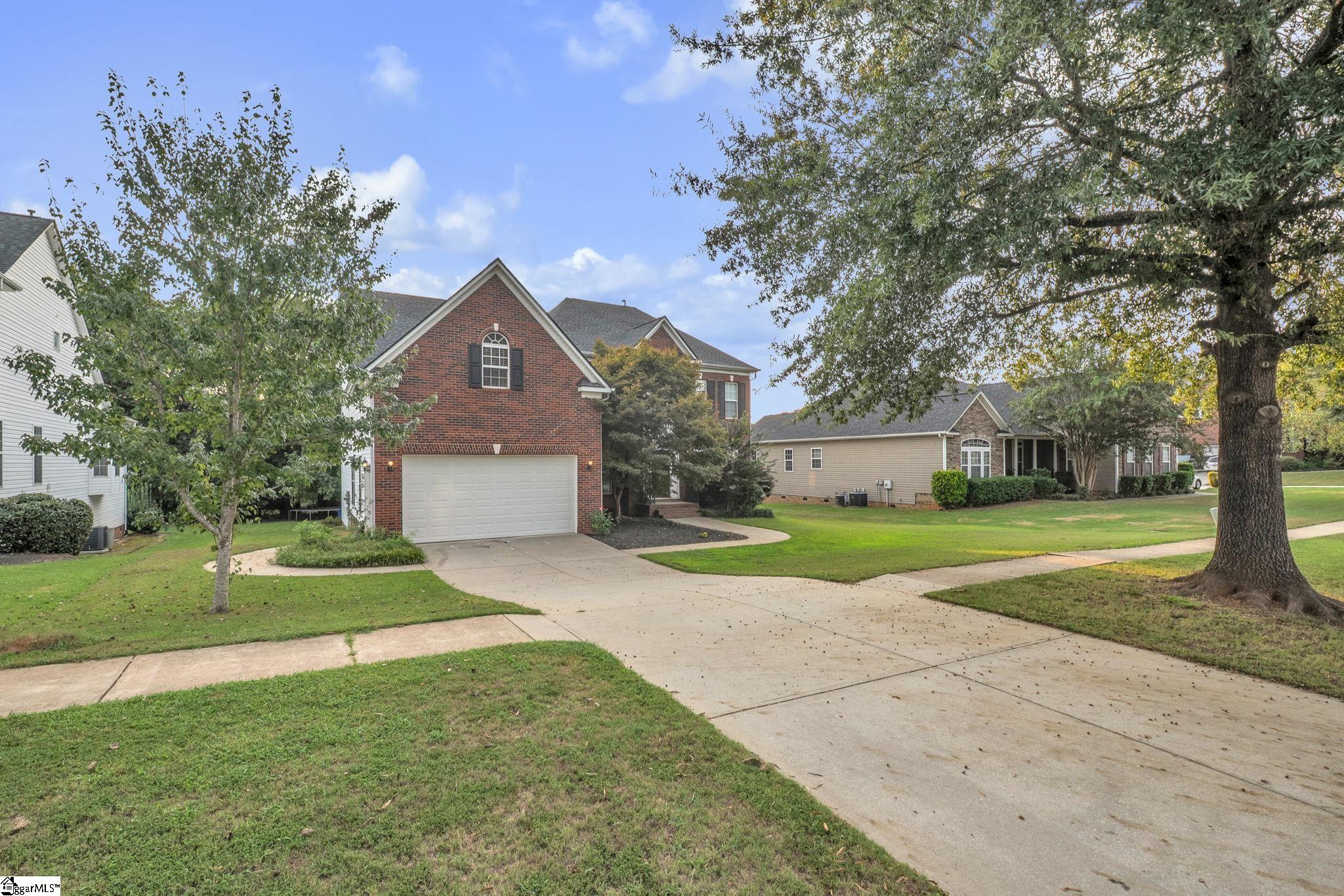 102 Wynterhall Way Property Photo 38