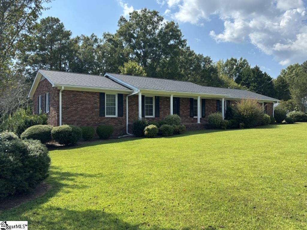 202 Wardlaw Road Property Photo 1
