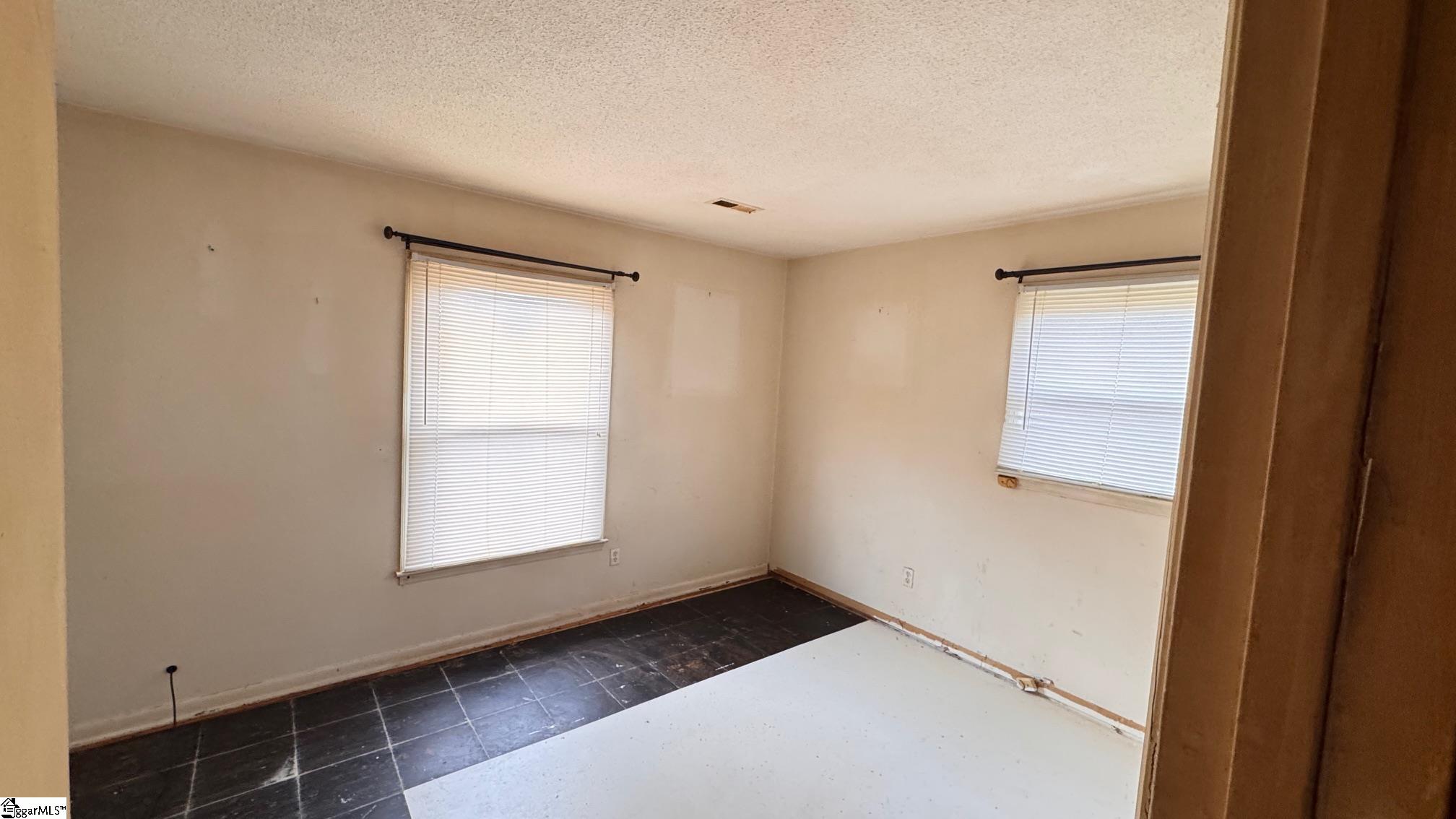 136 Raintree Drive Property Photo 6