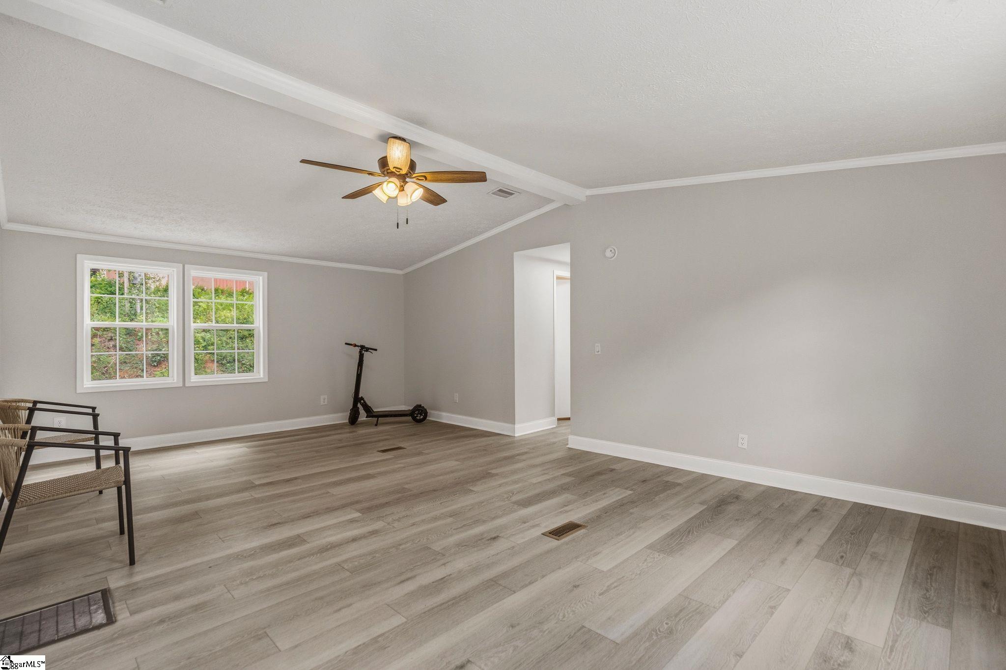 162 Crest Circle Property Photo 23