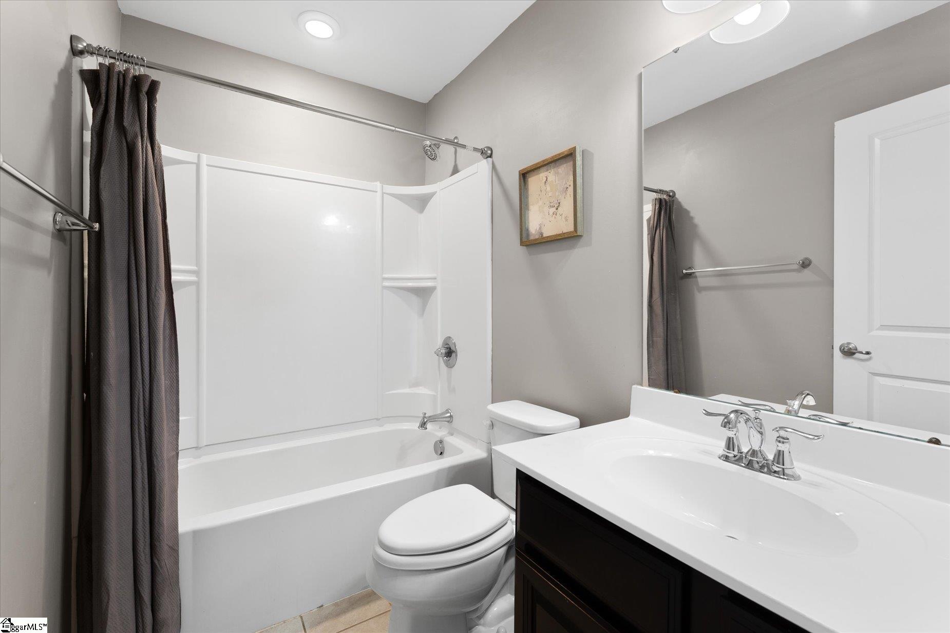 901 Deephallow Place Property Photo 27