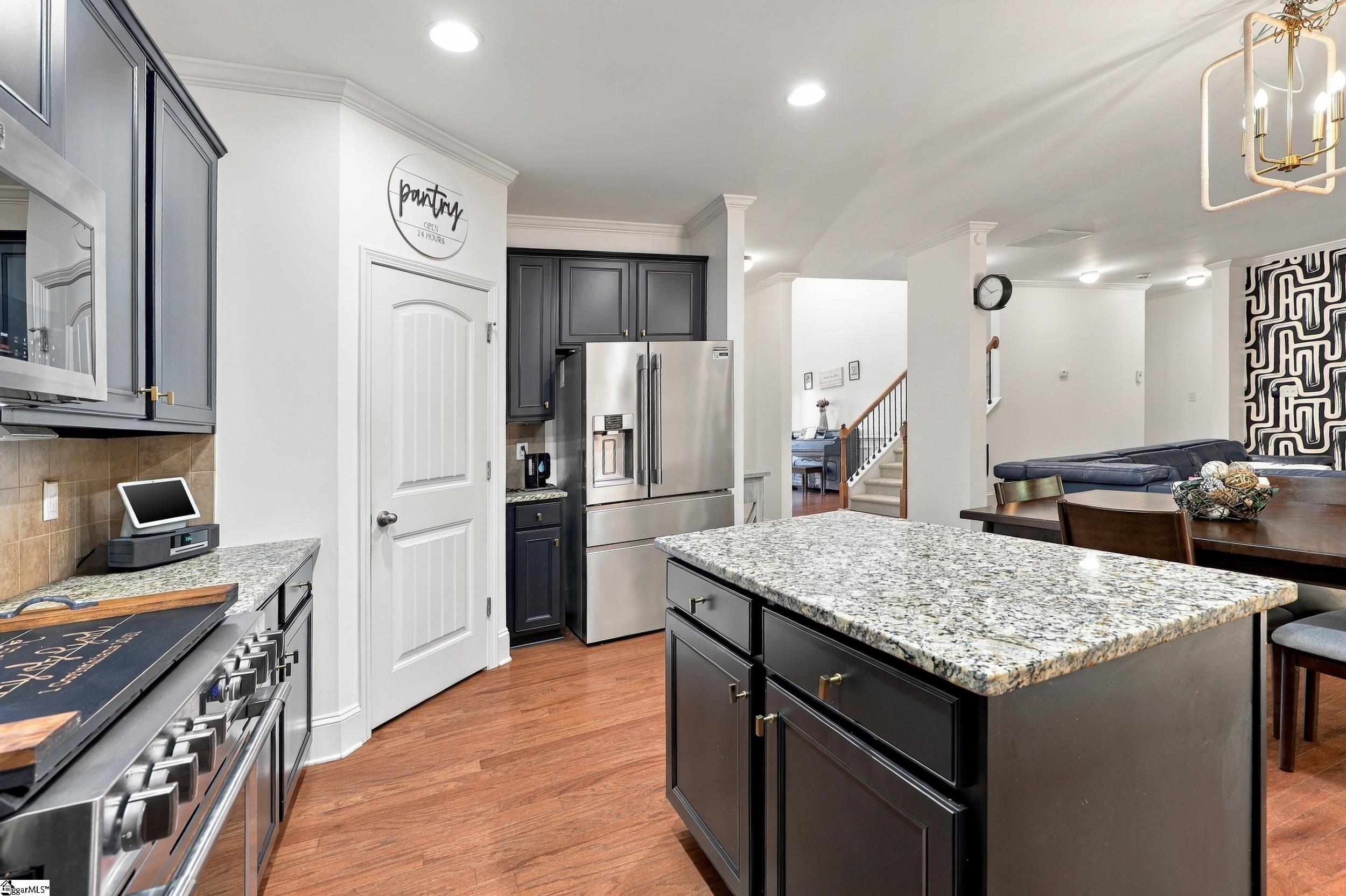 118 Hazeldeen Place Property Photo 11
