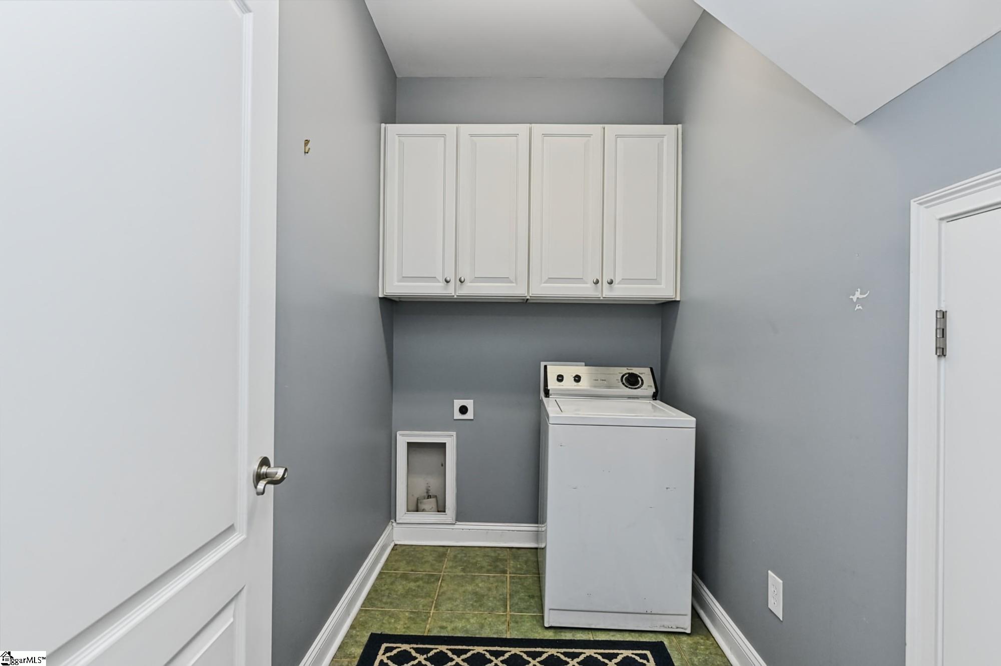 300 Gladstone Way Property Photo 29
