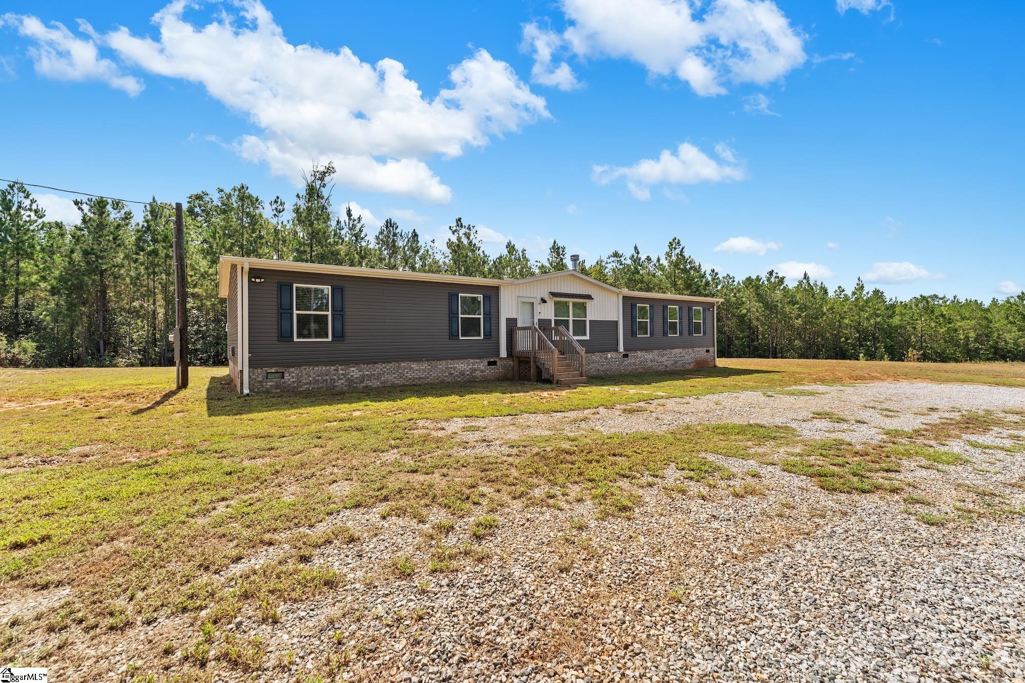 261 Fox Road Property Photo 2