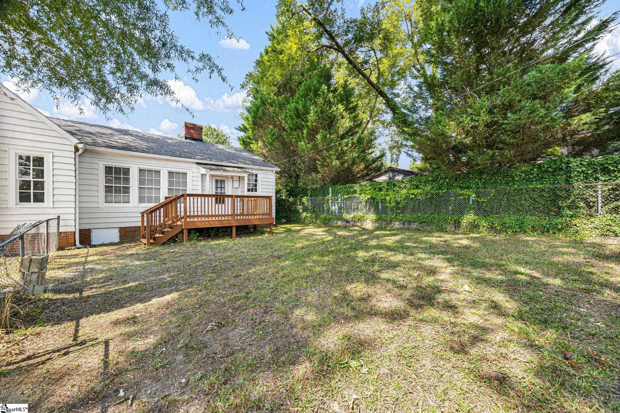102 W Farley Avenue Property Photo 20
