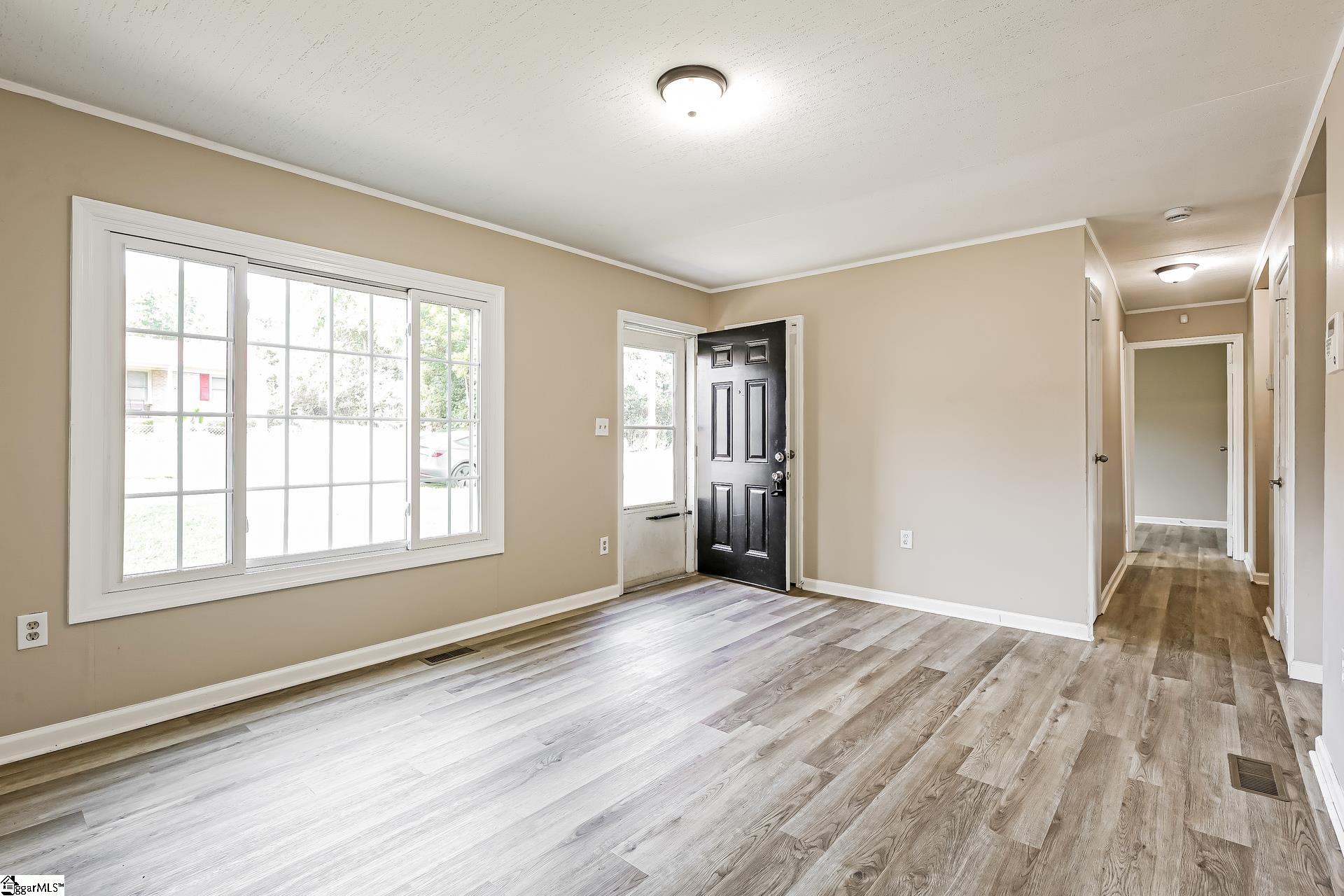 105 Short Street Property Photo 12