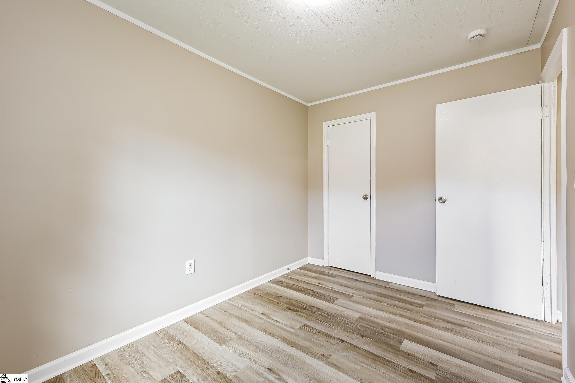 105 Short Street Property Photo 16