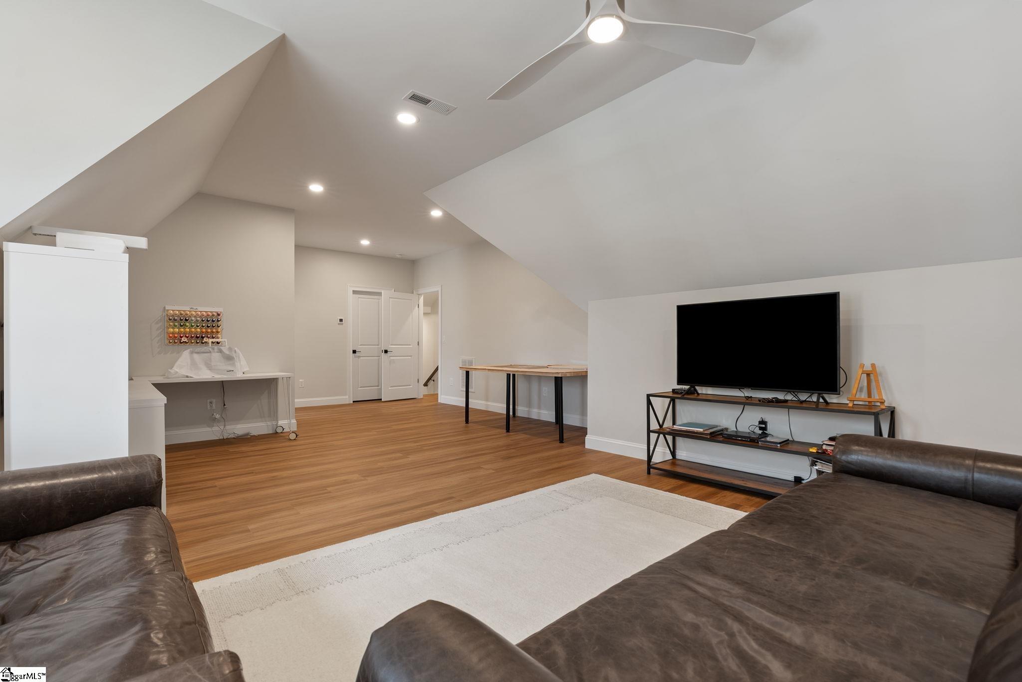720 Castle Stone Drive Property Photo 45