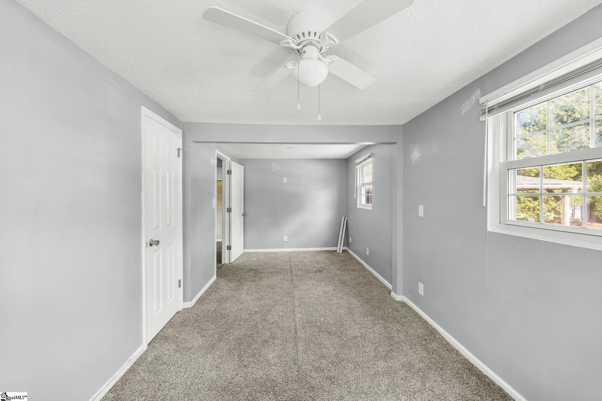 100 Basin Drive Property Photo 14