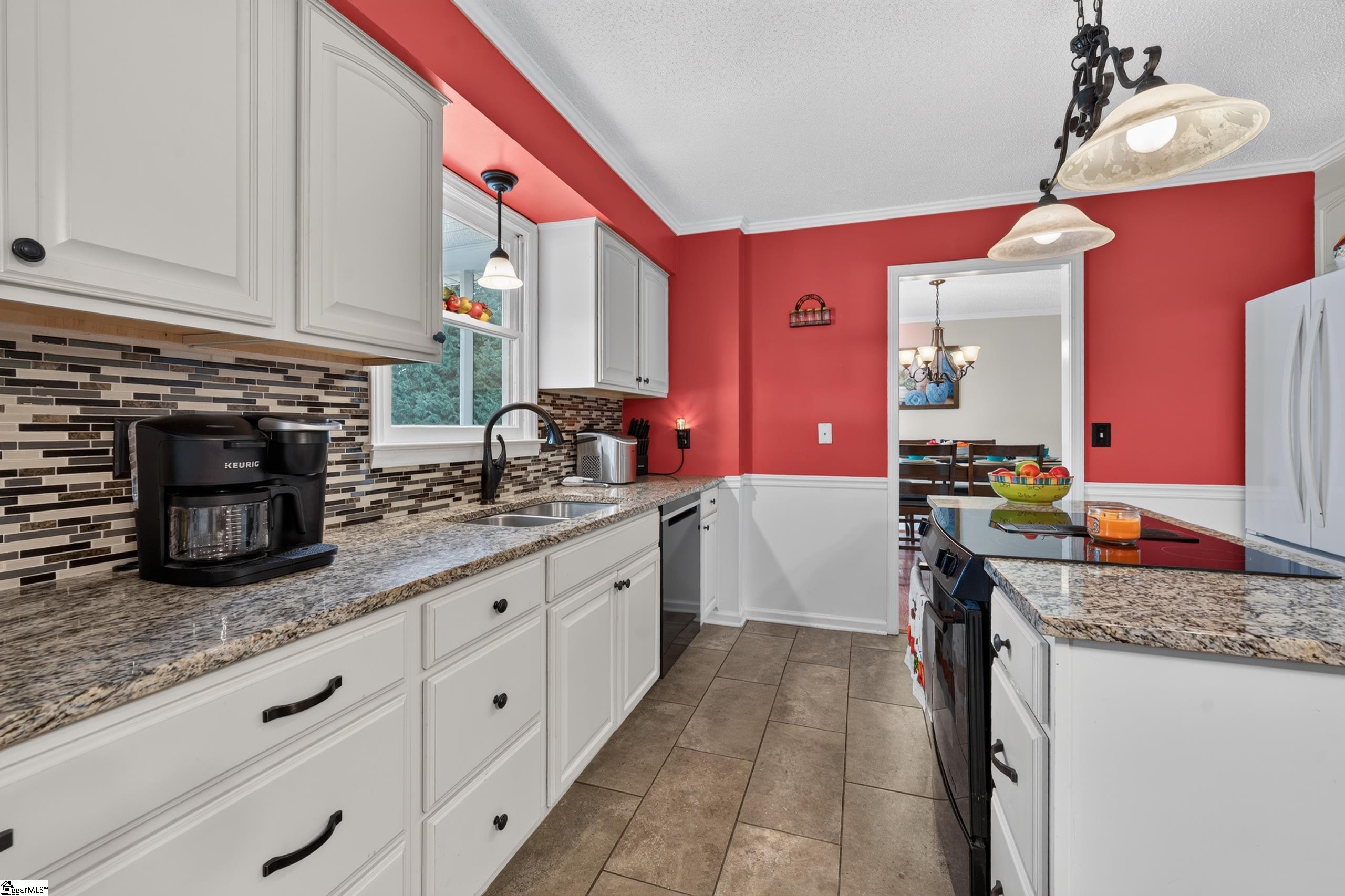 216 Westridge Property Photo 18