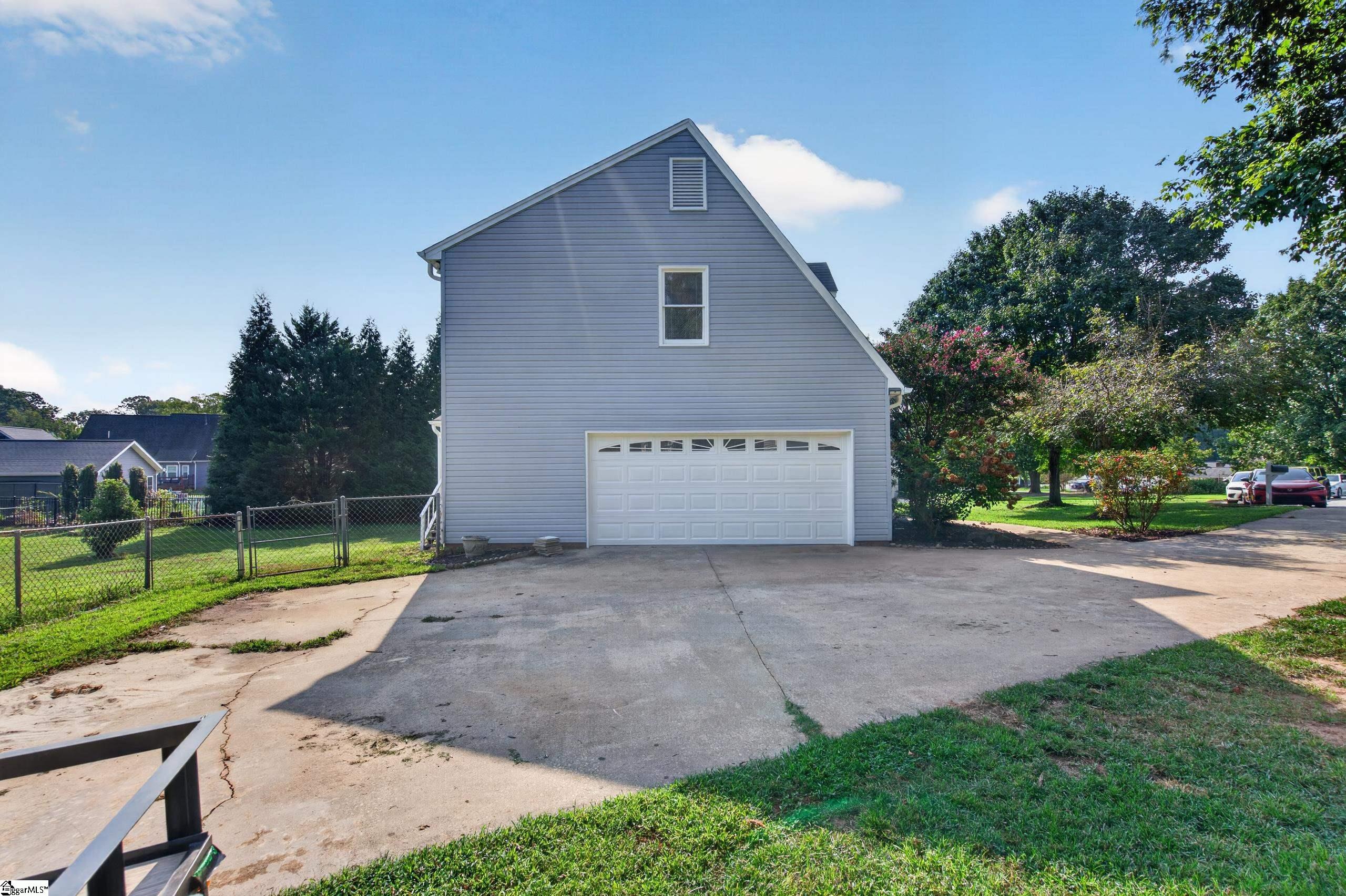 216 Westridge Property Photo 45