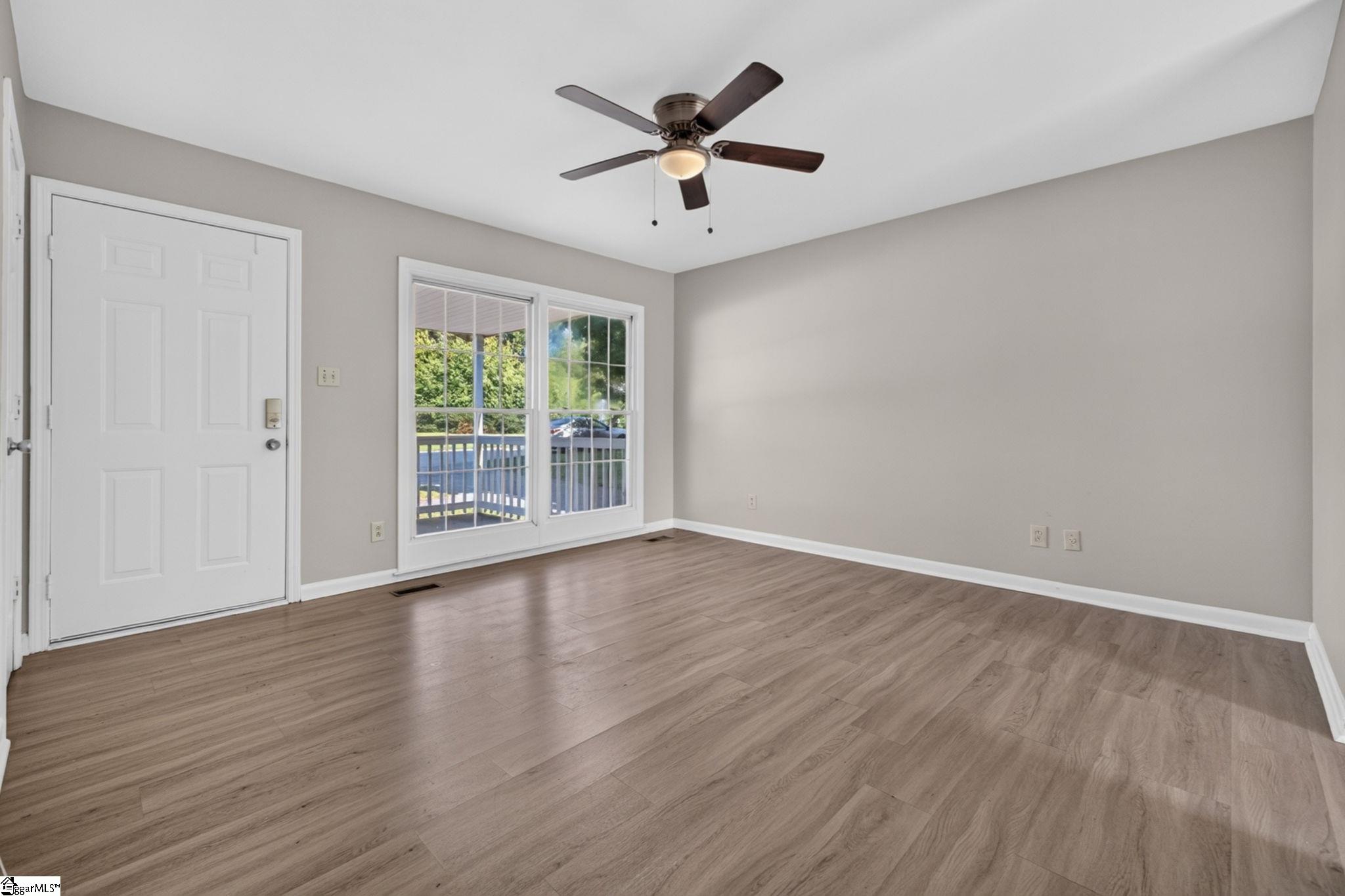 109 Old Farm Road Property Photo 7