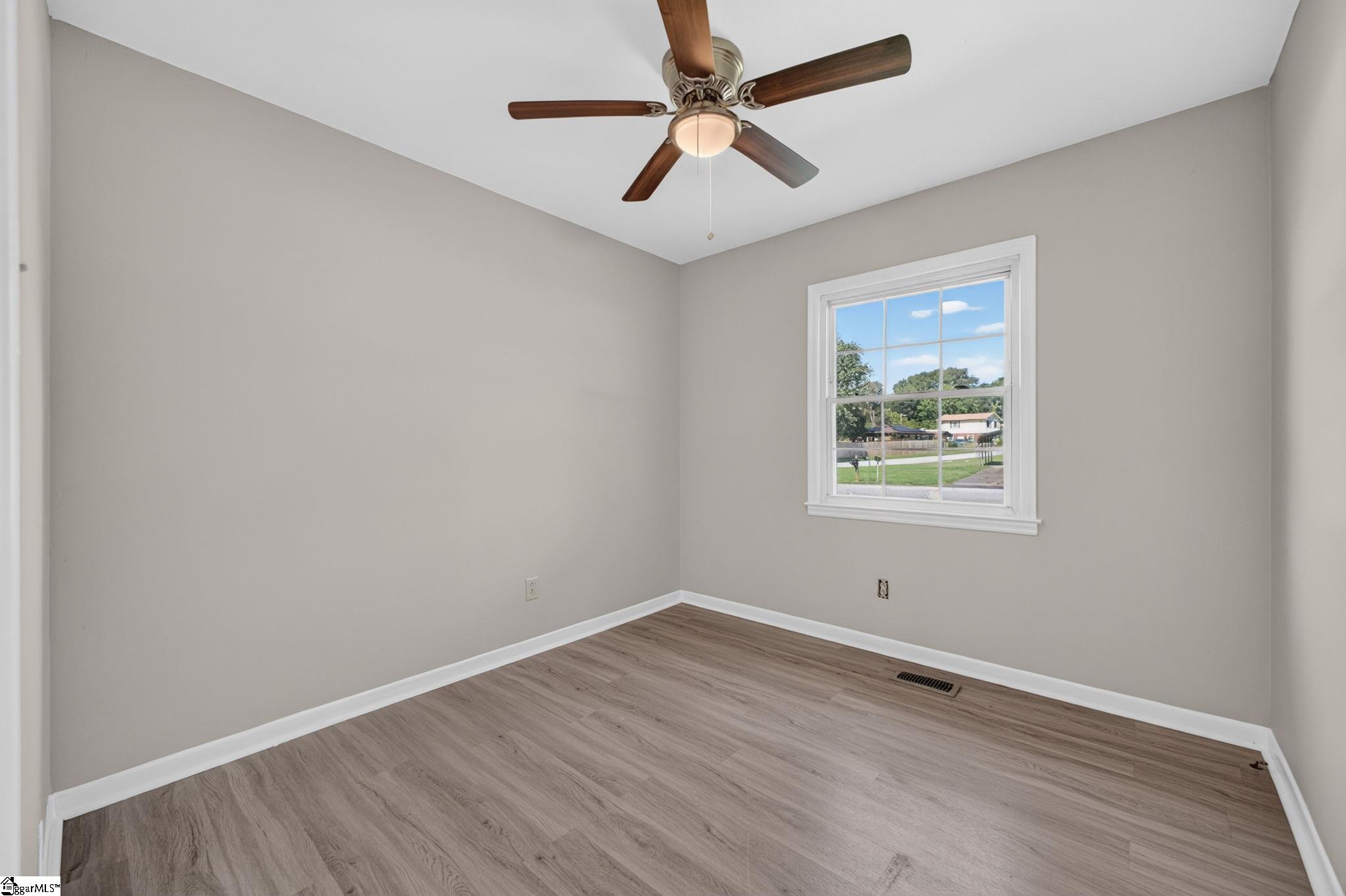 109 Old Farm Road Property Photo 13