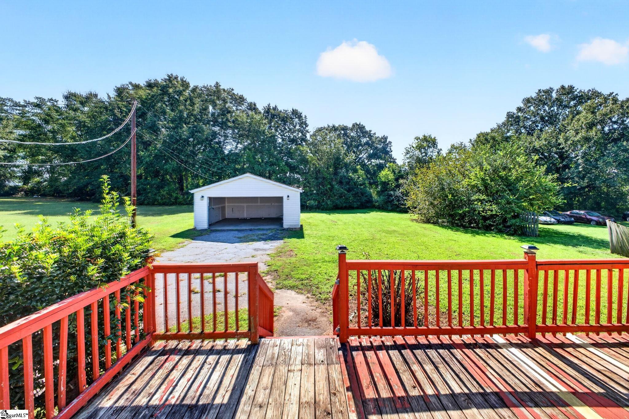 109 Old Farm Road Property Photo 23