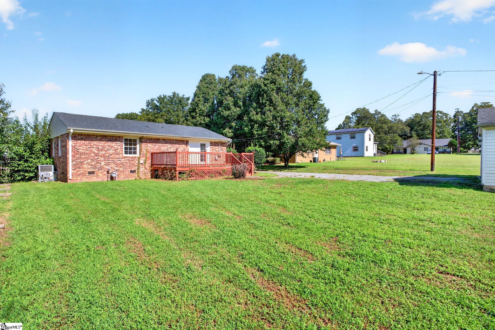 109 Old Farm Road Property Photo 29