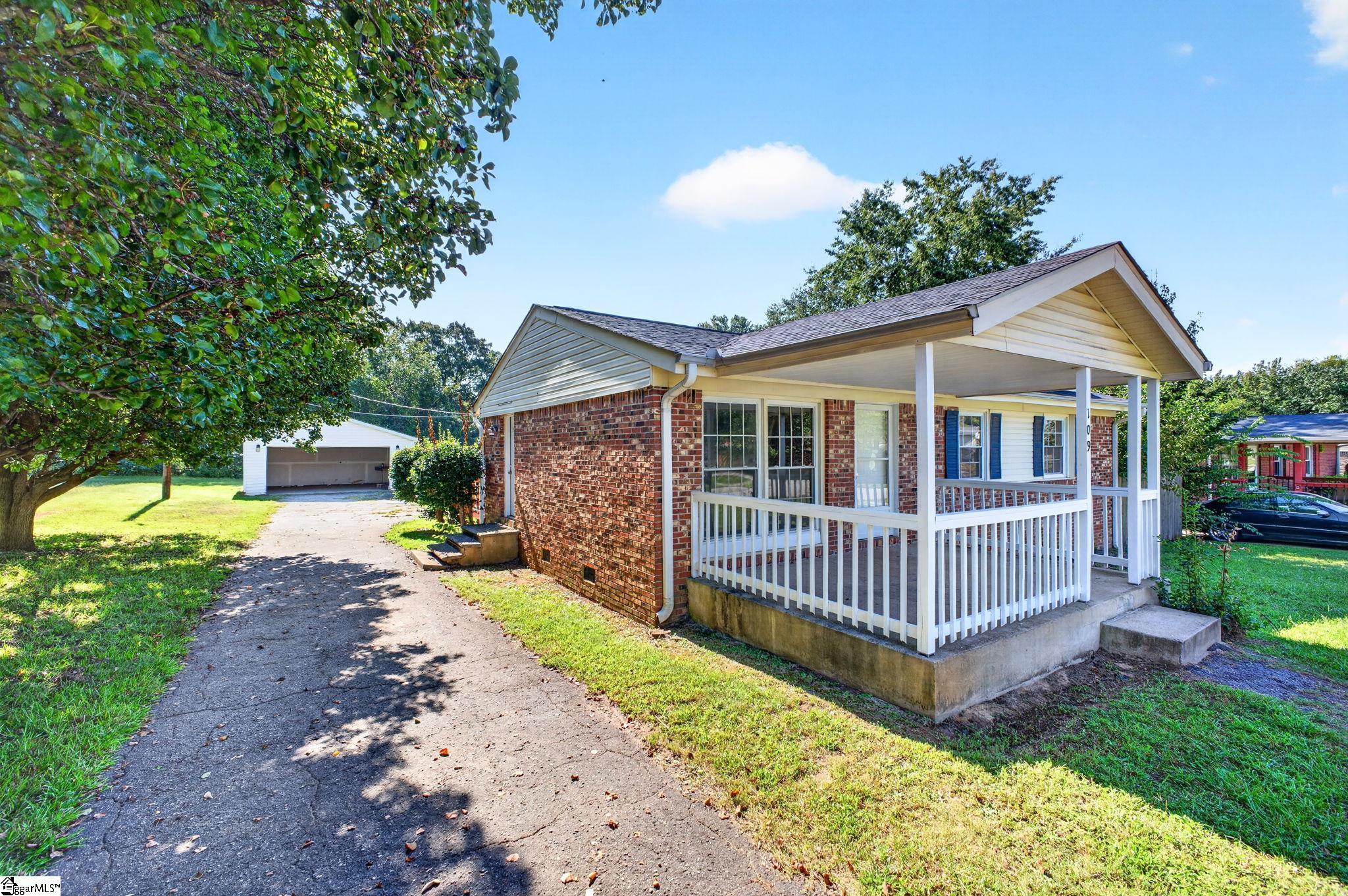 109 Old Farm Road Property Photo 33