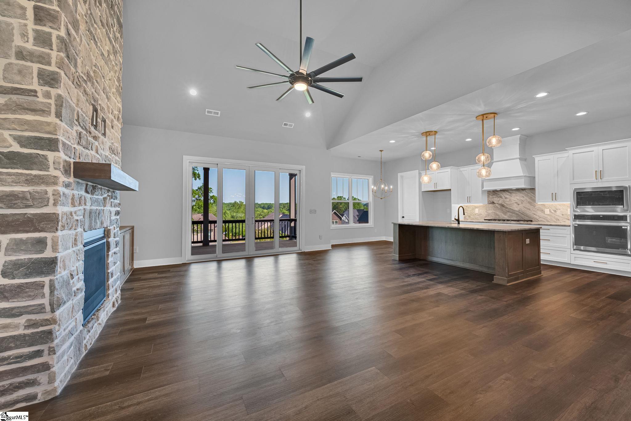 1027 Tuscany Drive Property Photo 13