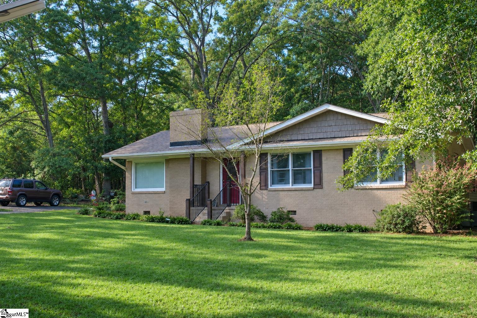 636 Highway 17 Property Photo 2