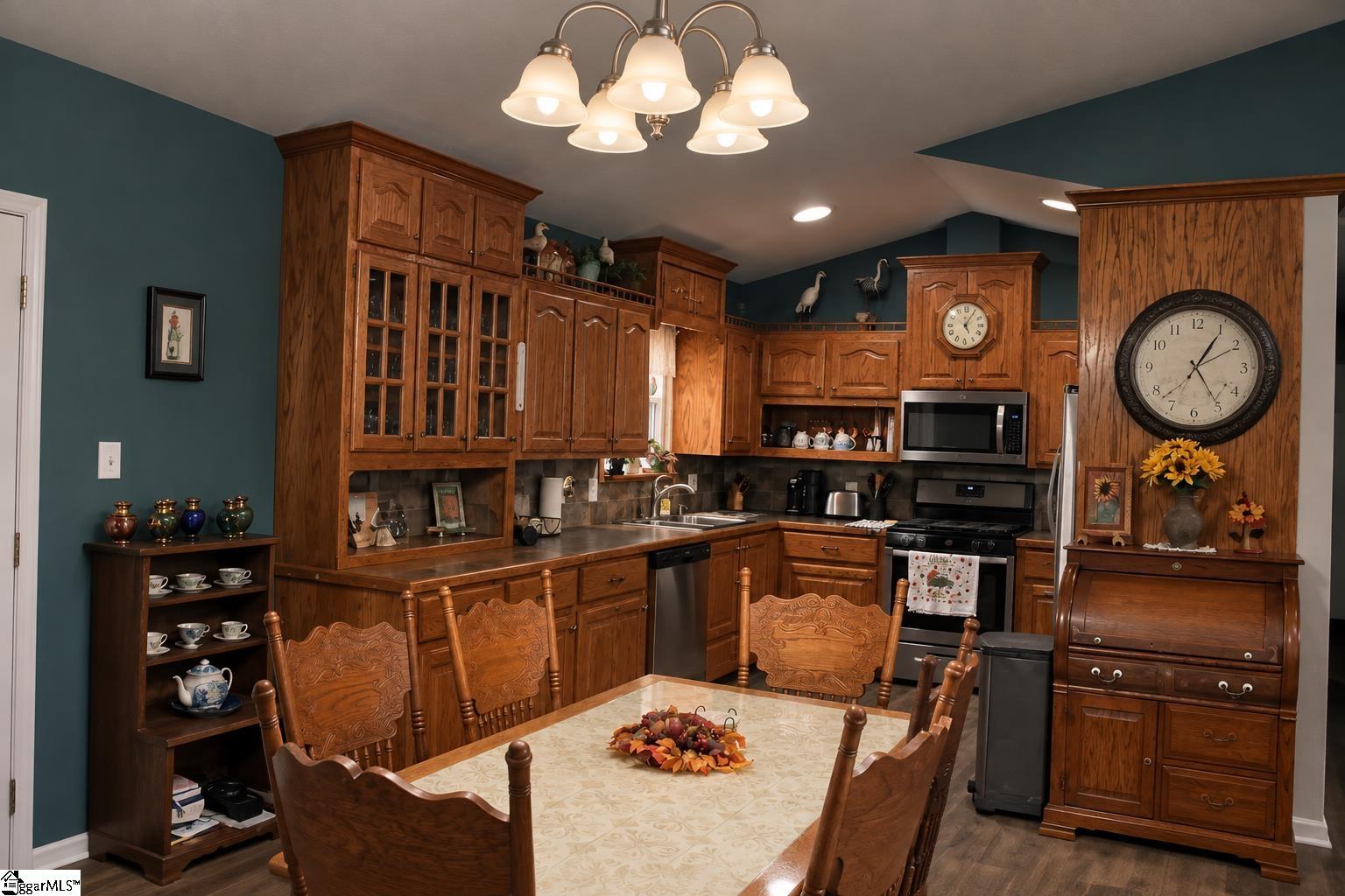 636 Highway 17 Property Photo 6