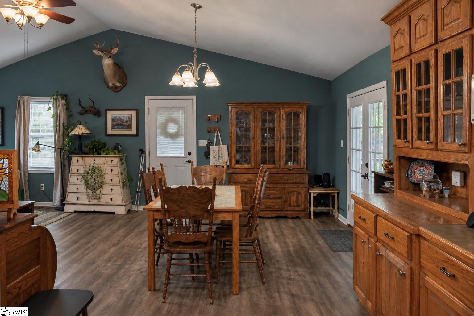 636 Highway 17 Property Photo 8