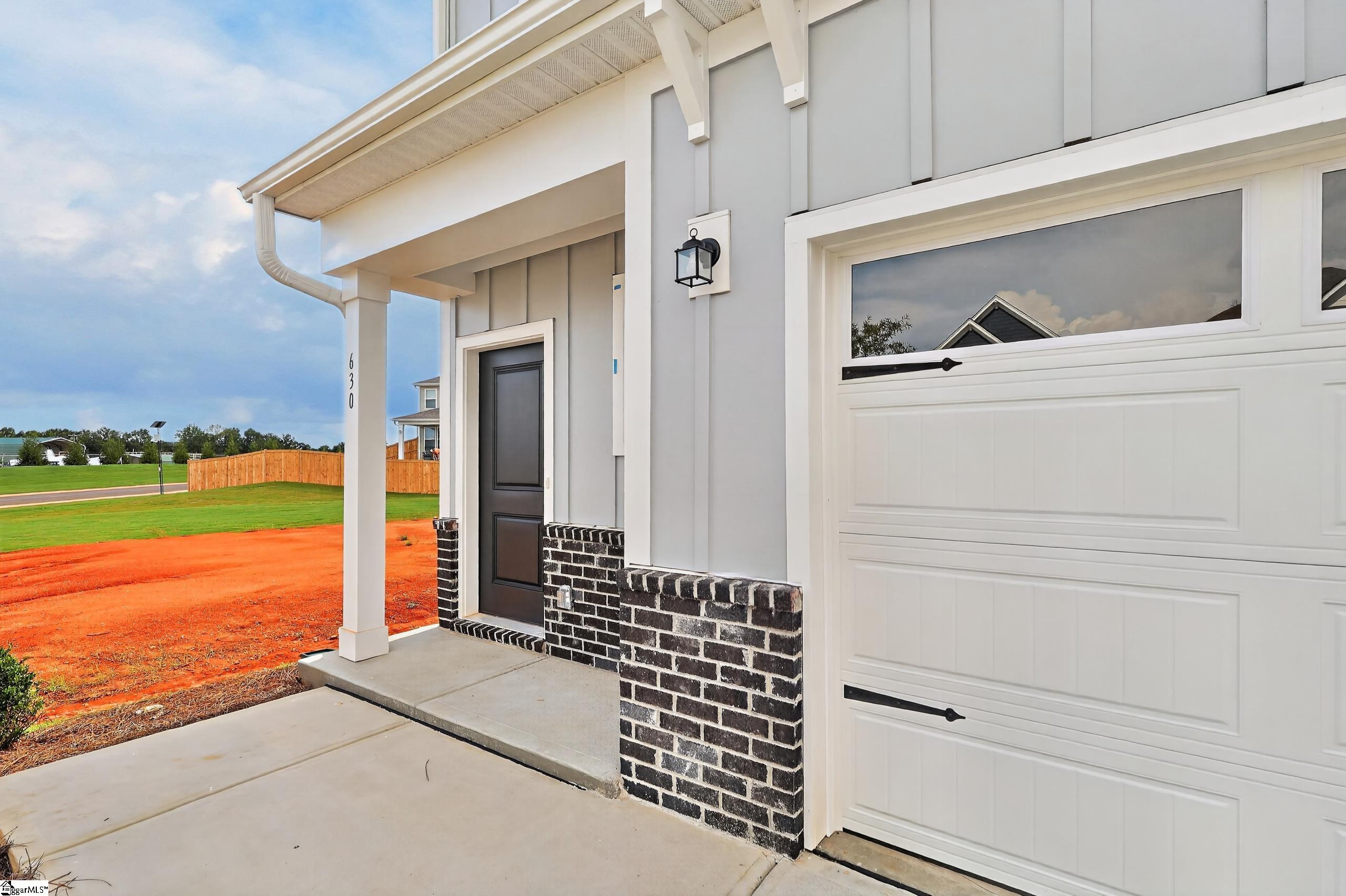 630 Sweetspire Trail Property Photo 4