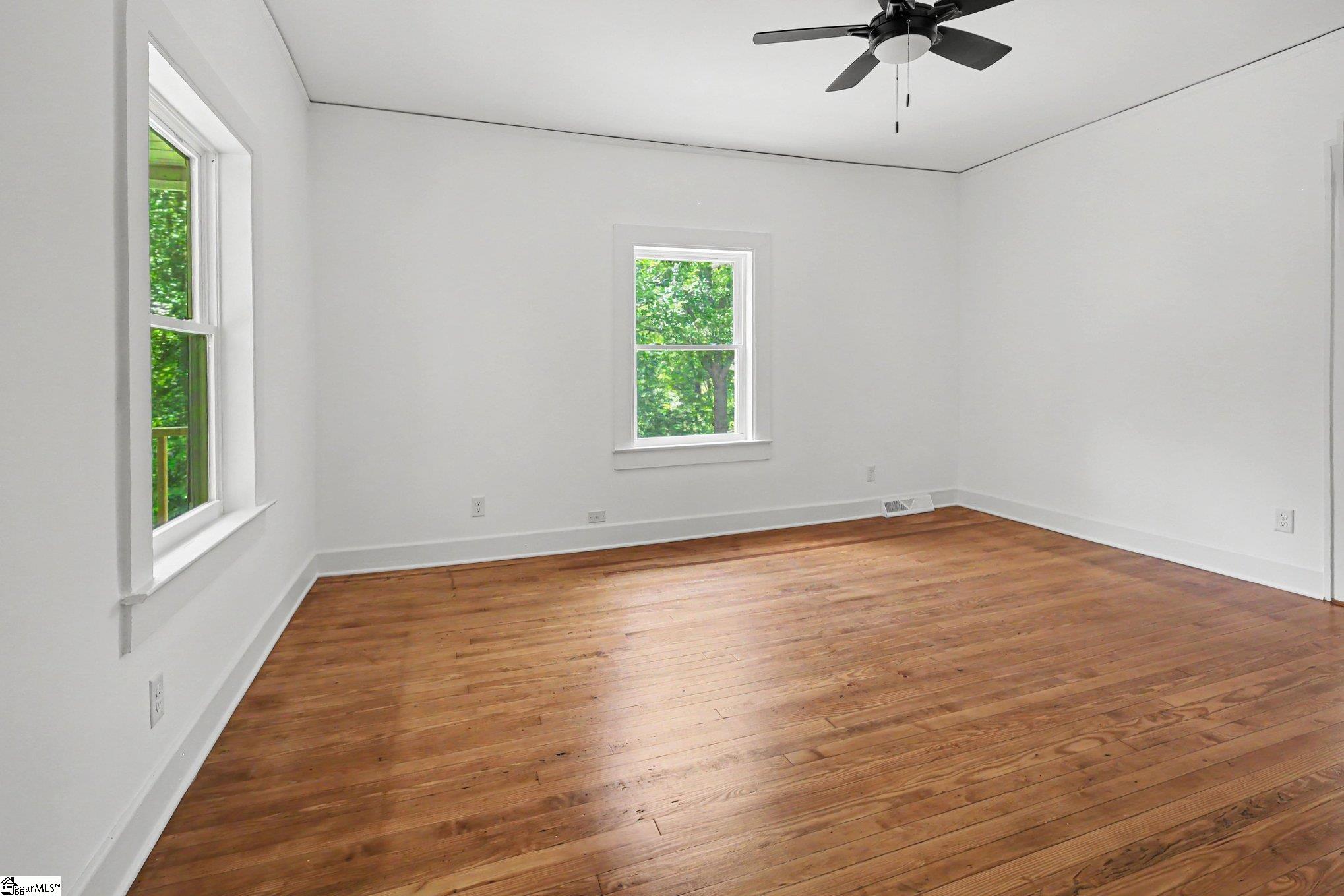 586 Hickory Drive Property Photo 11